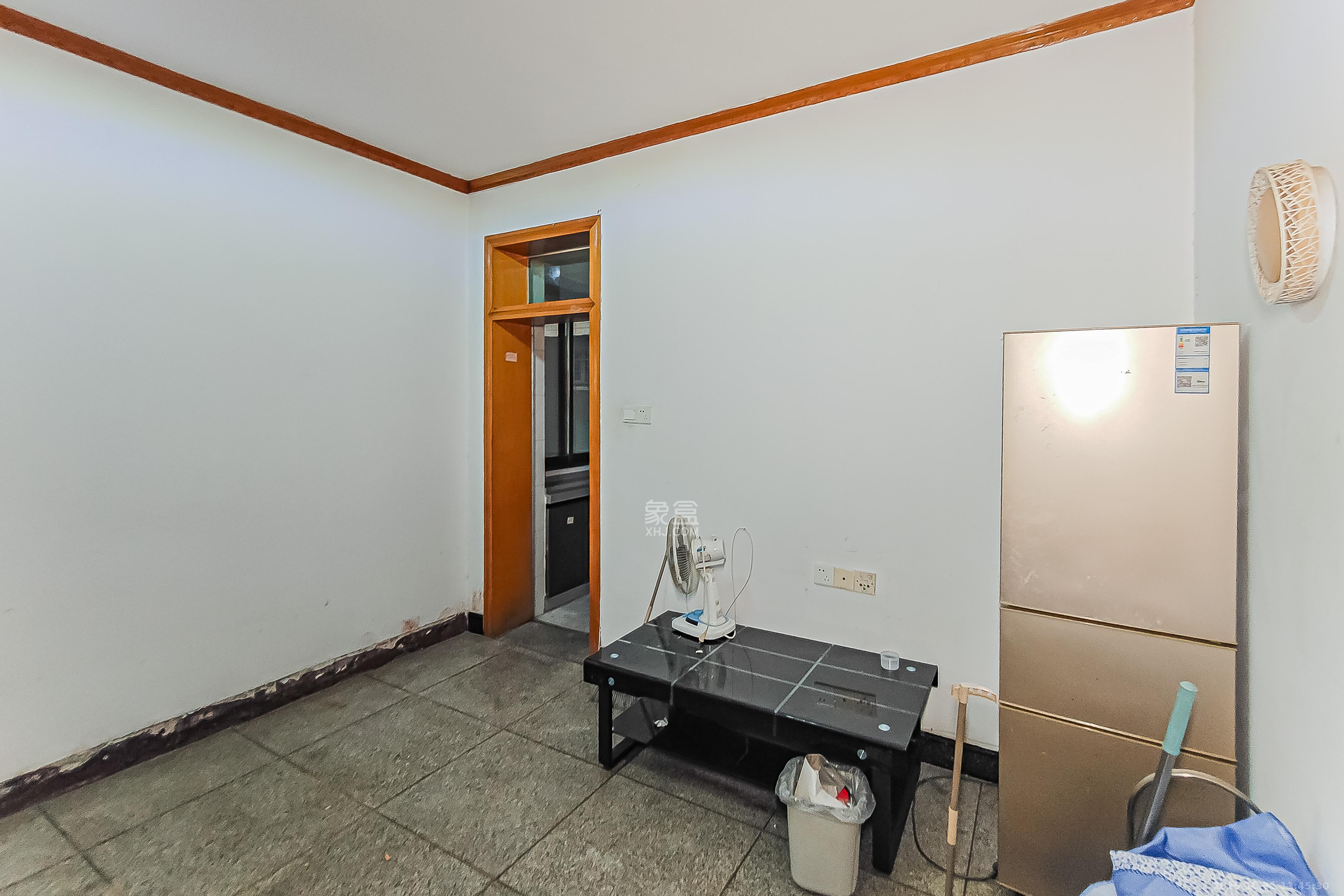 南门口散盘  2室1厅1卫    45.0万客厅