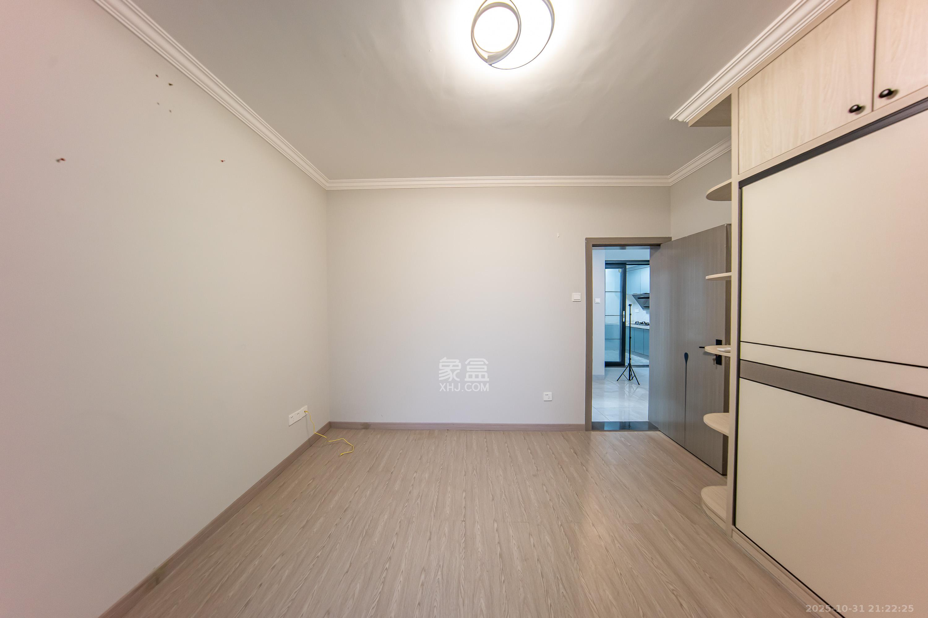 中建麓山和苑 3室2厅2卫 82.0万 中建麓山和苑 3室2厅2卫 82.0万卧室