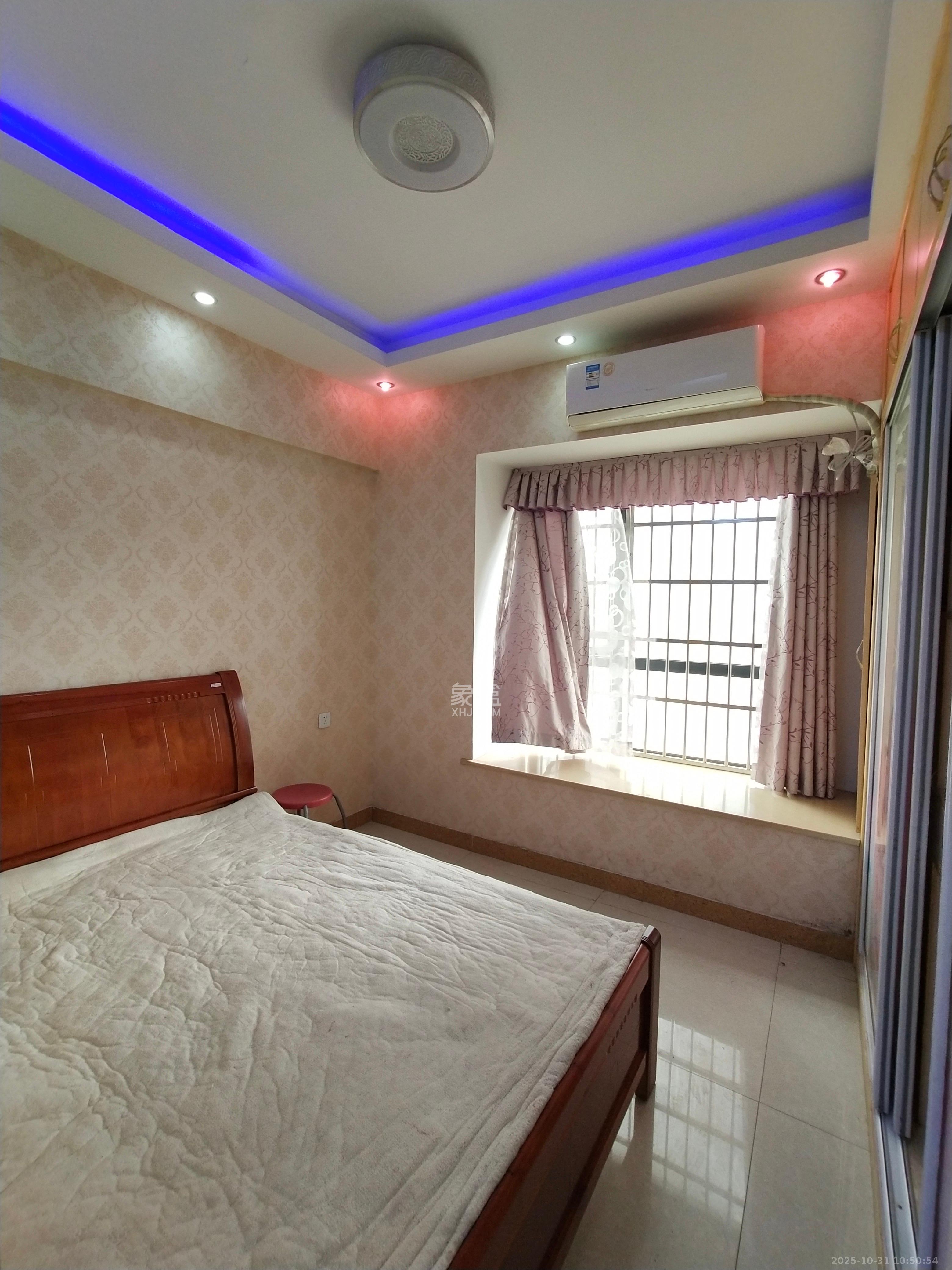 地华梅溪湖畔  1室1厅1卫    1650.0元/月室内图