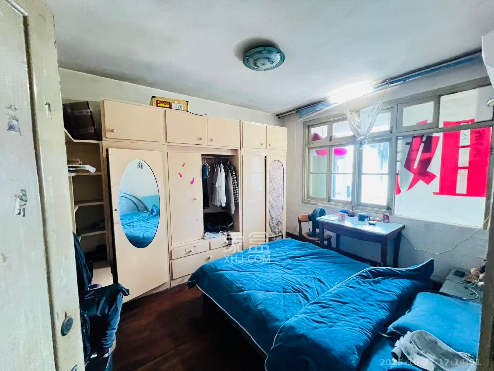 劳动广场消防队宿舍 2室1厅1卫 1800.0元/月 劳动广场消防队宿舍 2室1厅1卫 1800.0元/月室内图