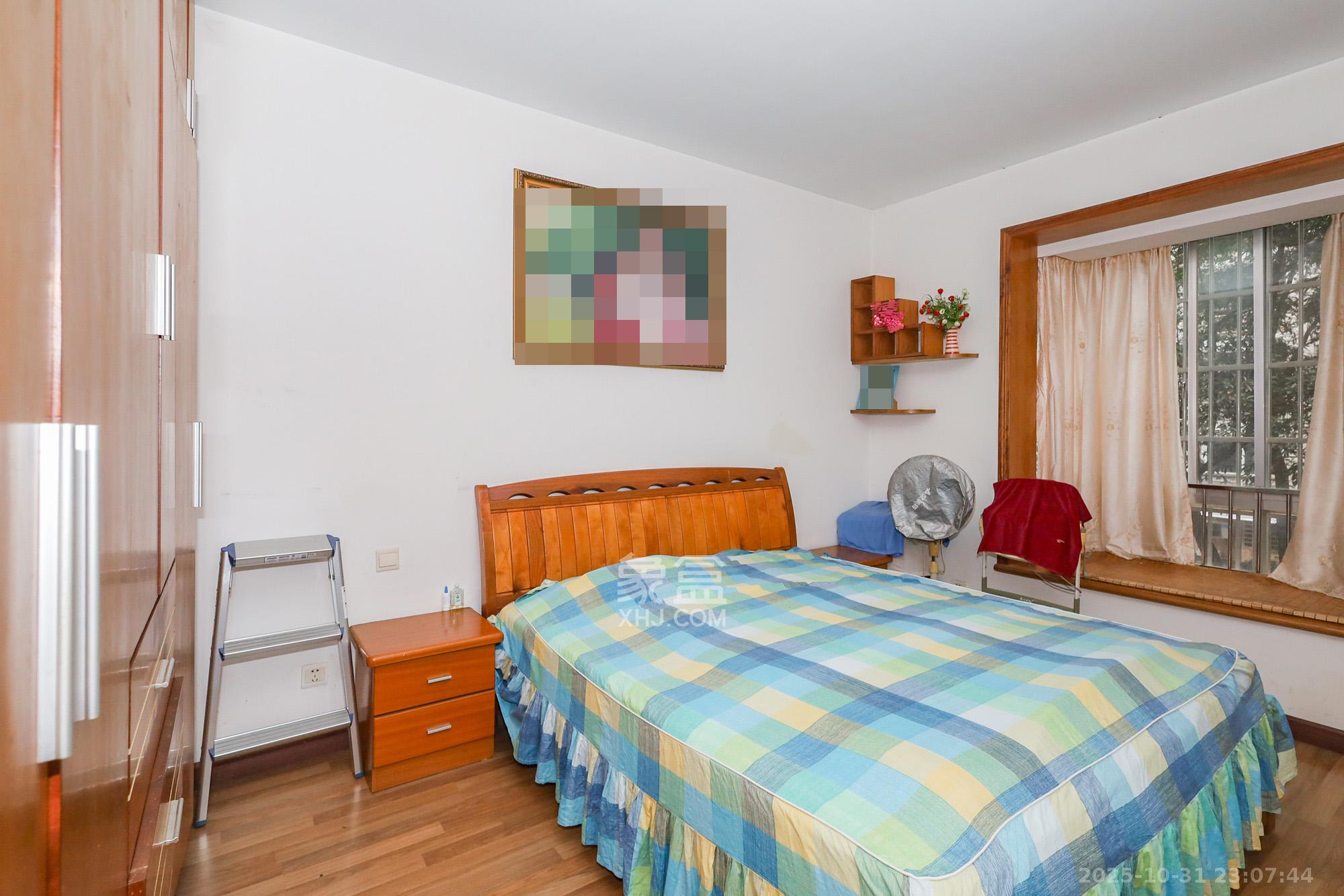 西江庭院(盐业集团宿舍)  2室2厅1卫    80.0万 西江庭院(盐业集团宿舍)  2室2厅1卫    80.0万卧室