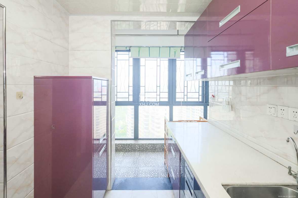 保利麓谷林语C区 4室2厅2卫 3600.0元/月 保利麓谷林语C区 4室2厅2卫 3600.0元/月室内图