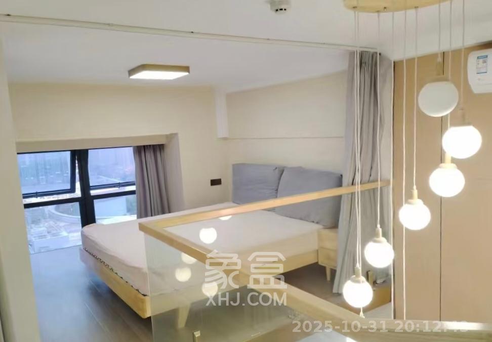 龙湖新壹城  2室1厅1卫    2400.0元/月室内图