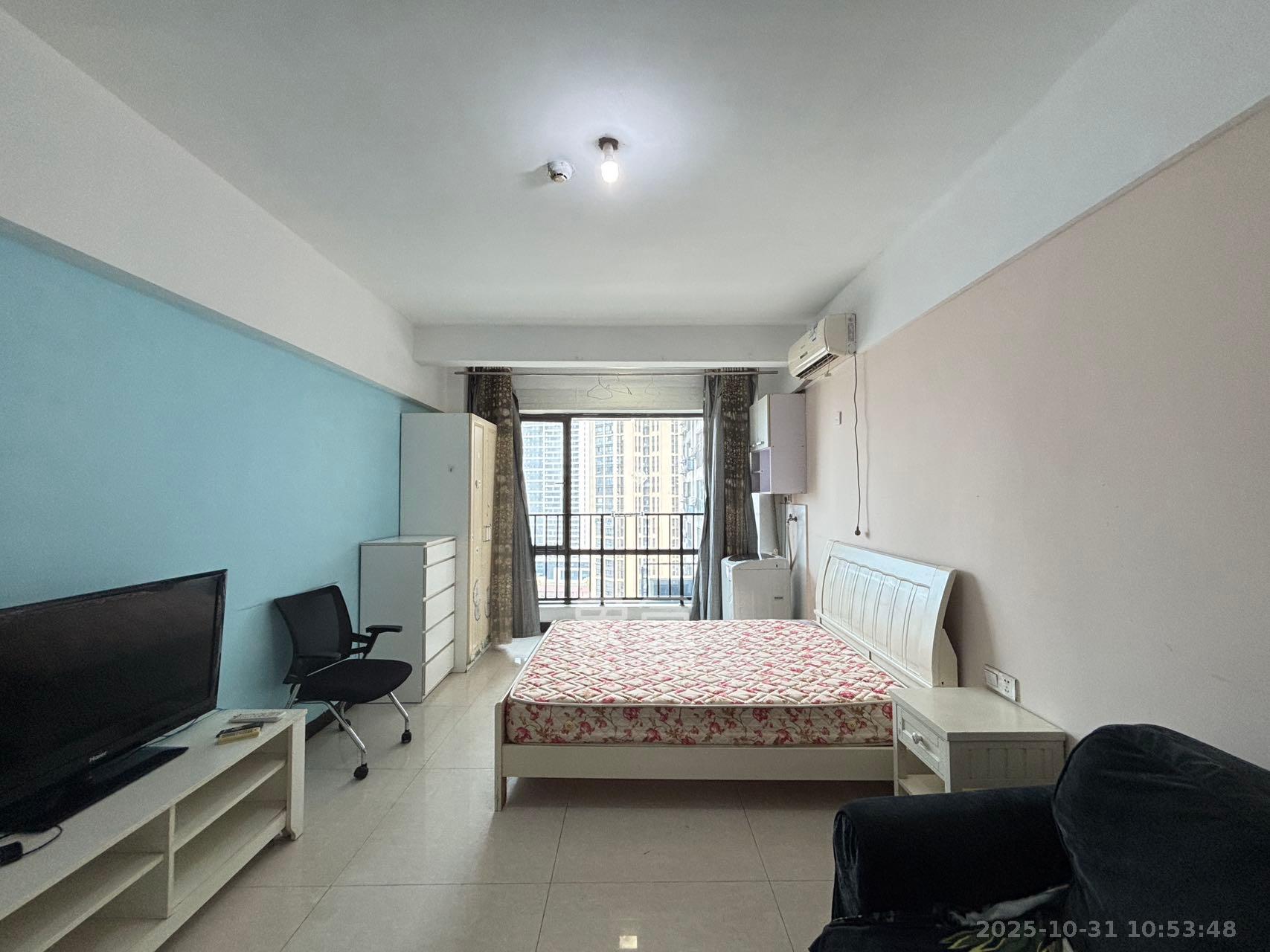 名富公寓  1室1厅1卫    1400.0元/月