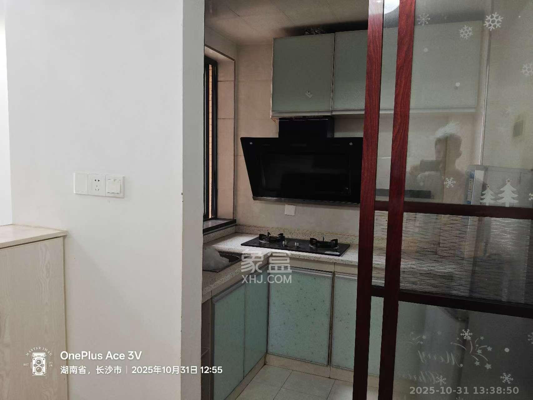 叠彩兰亭 2室2厅1卫 1800.0元/月 叠彩兰亭 2室2厅1卫 1800.0元/月室内图