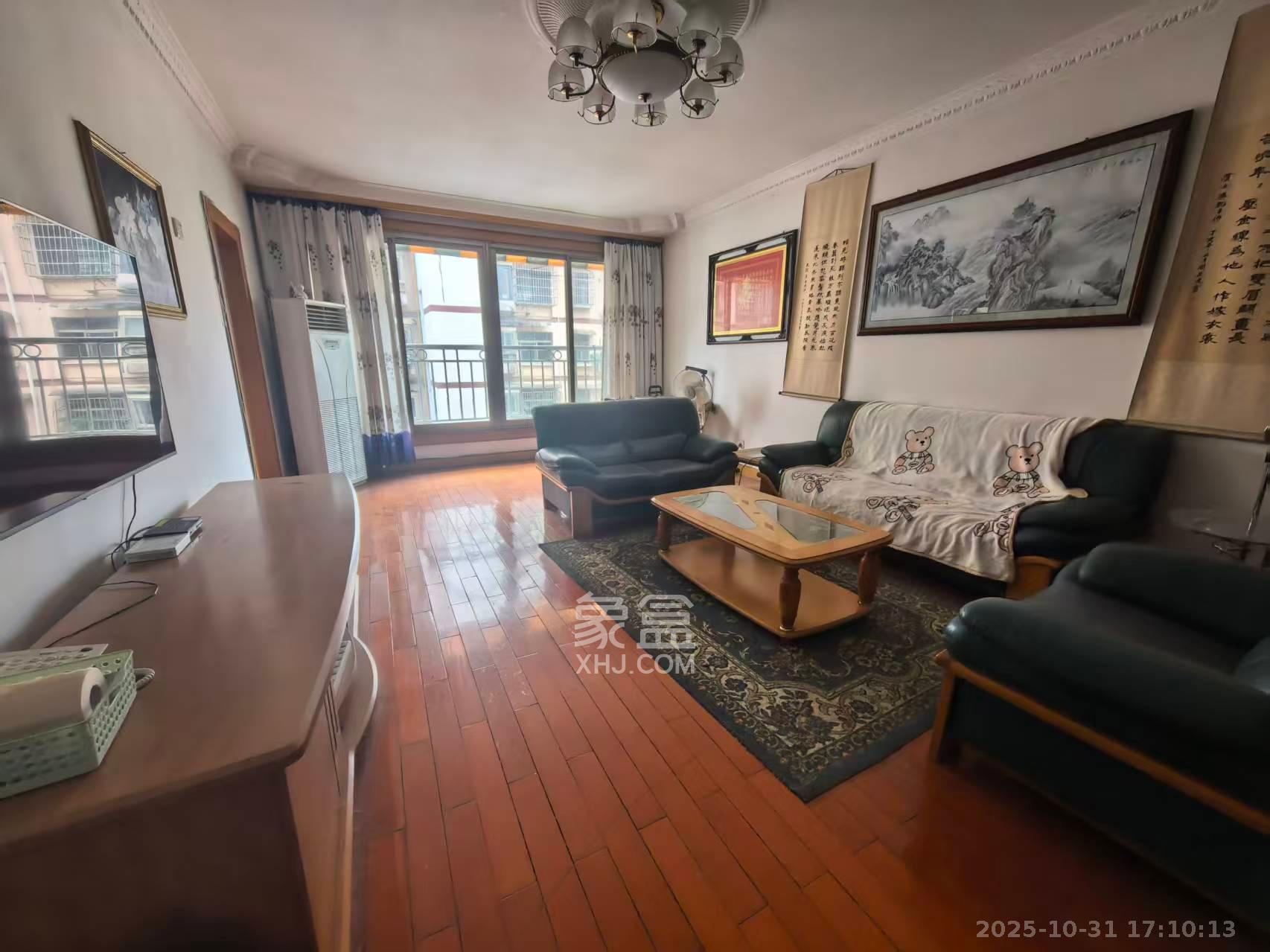 长沙晚报宿舍、晚报大厦  3室2厅2卫    2000.0元/月 长沙晚报宿舍、晚报大厦  3室2厅2卫    2000.0元/月室内图1