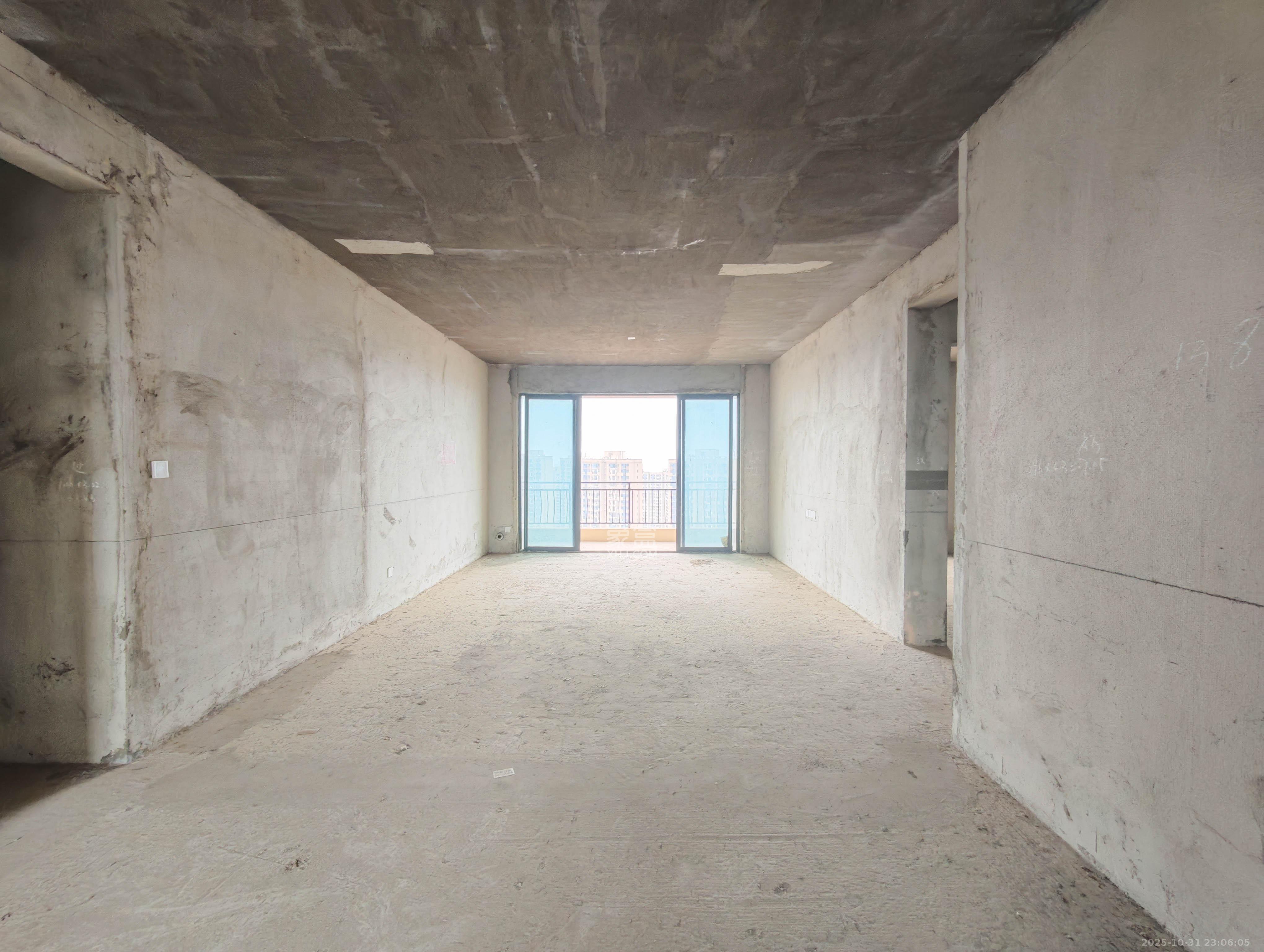 碧桂园南城首府（东宸林海）  4室2厅2卫    134.0万