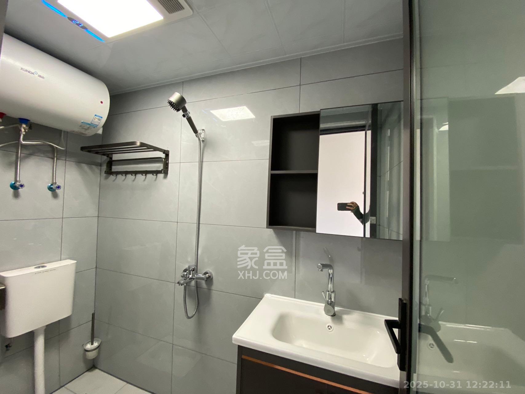 金塘家园  2室1厅1卫    1600.0元/月室内图