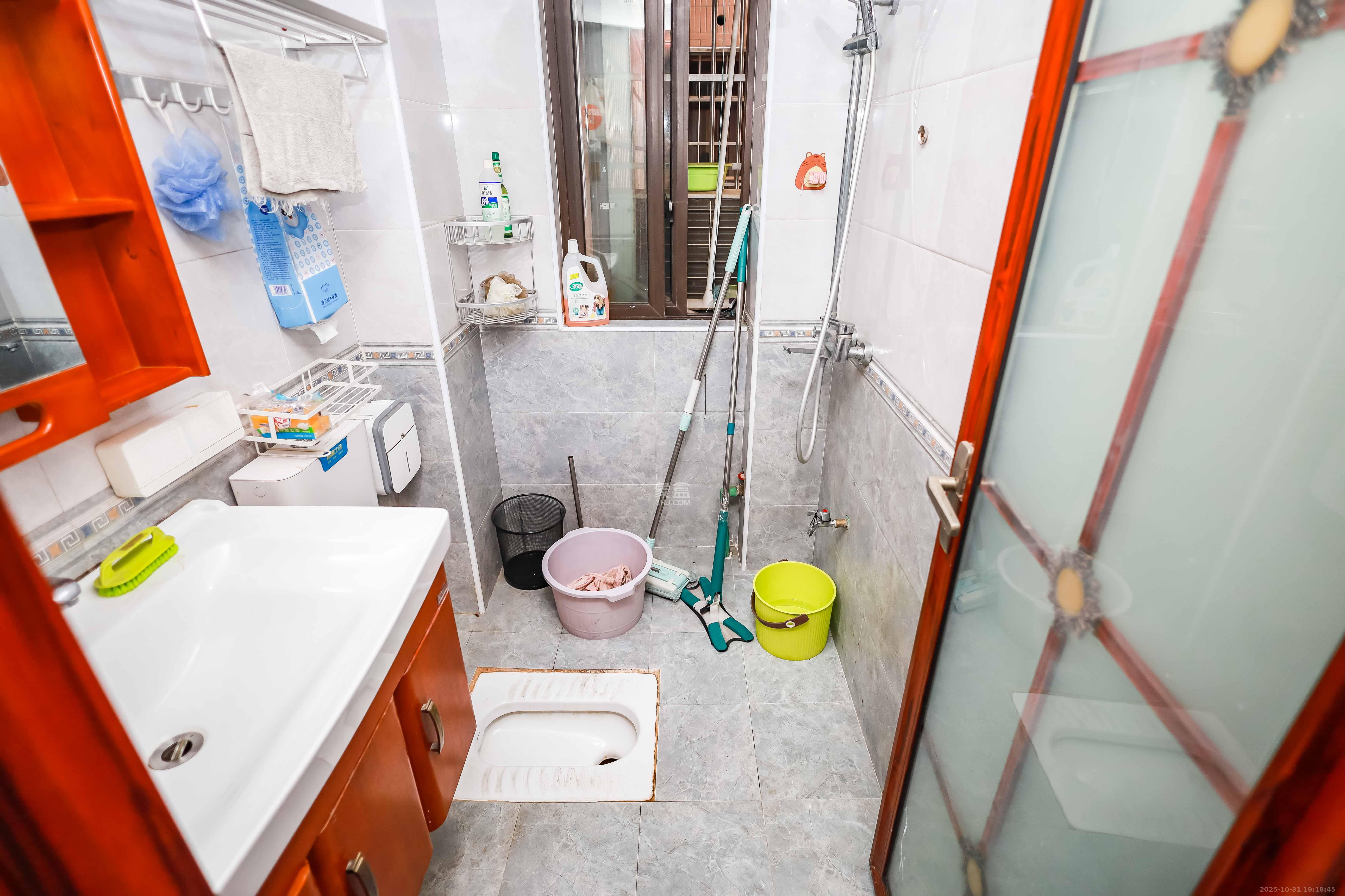 金南家园一期  1室0厅0卫    58.0万卫生间