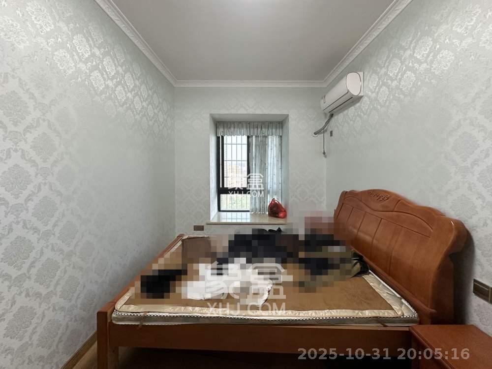 水岸天际(一期、二期)  6室2厅2卫    6500.0元/月 水岸天际(一期、二期)  6室2厅2卫    6500.0元/月