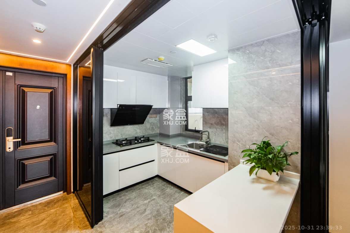 北辰瀚江府  3室2厅2卫    240.0万 北辰瀚江府  3室2厅2卫    240.0万厨房