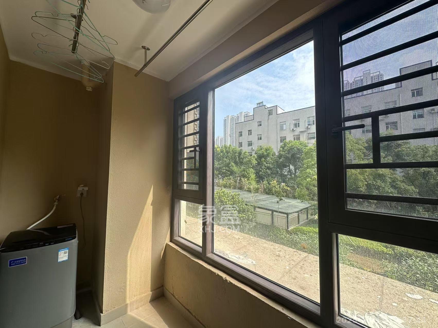 长沙高铁吾悦广场 3室1厅1卫 2900.0元/月 长沙高铁吾悦广场 3室1厅1卫 2900.0元/月室内图