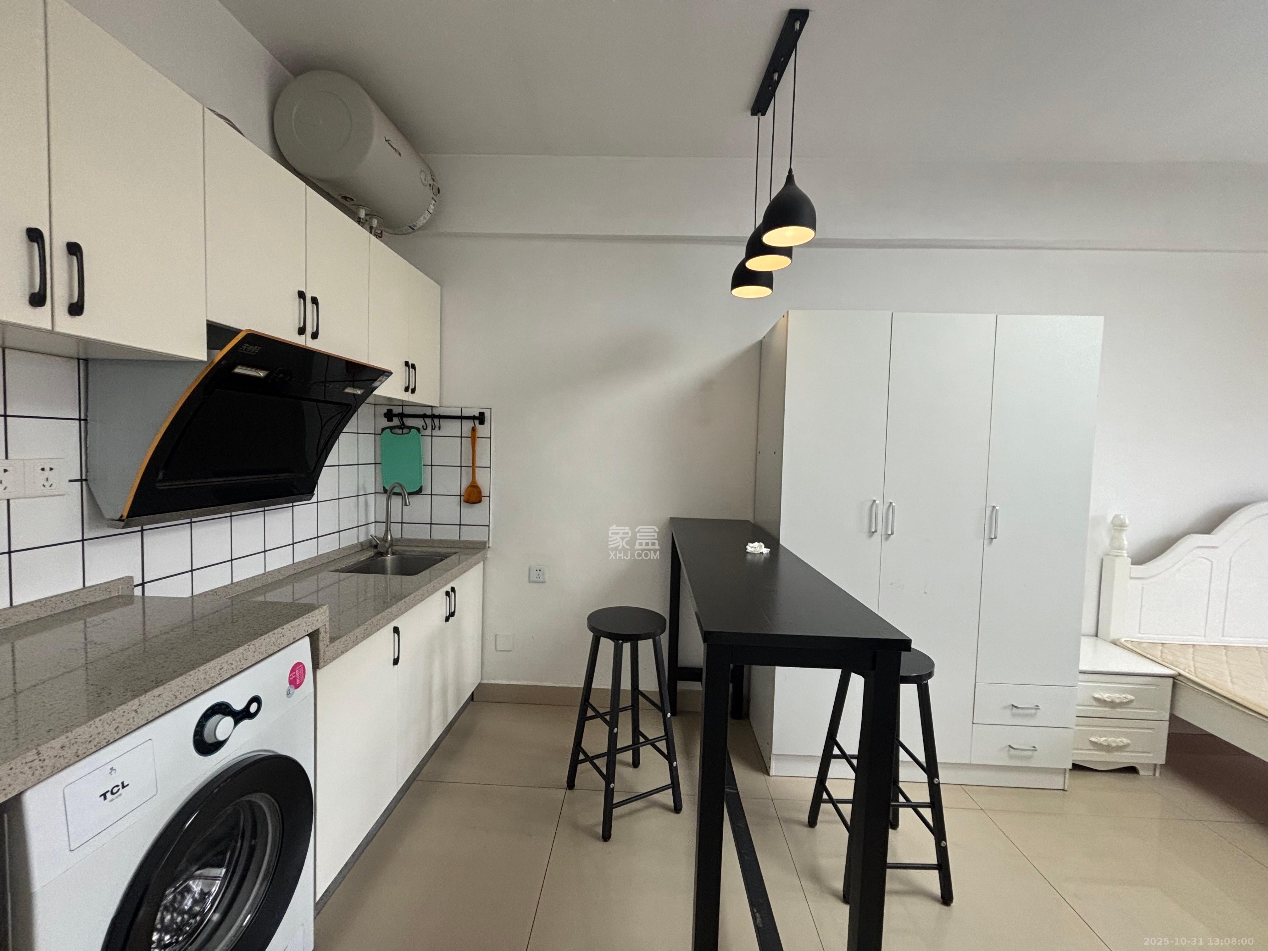 中建芙蓉工社 1室1厅1卫 1100.0元/月 中建芙蓉工社 1室1厅1卫 1100.0元/月室内图