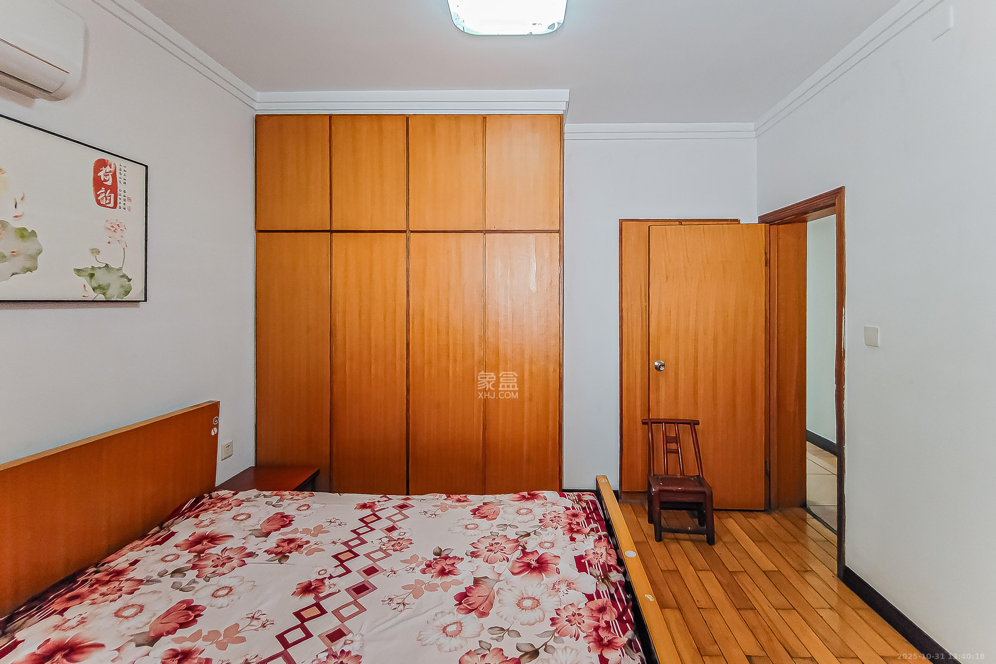 天心雅阁公寓  3室2厅2卫    95.0万 天心雅阁公寓  3室2厅2卫    95.0万卧室