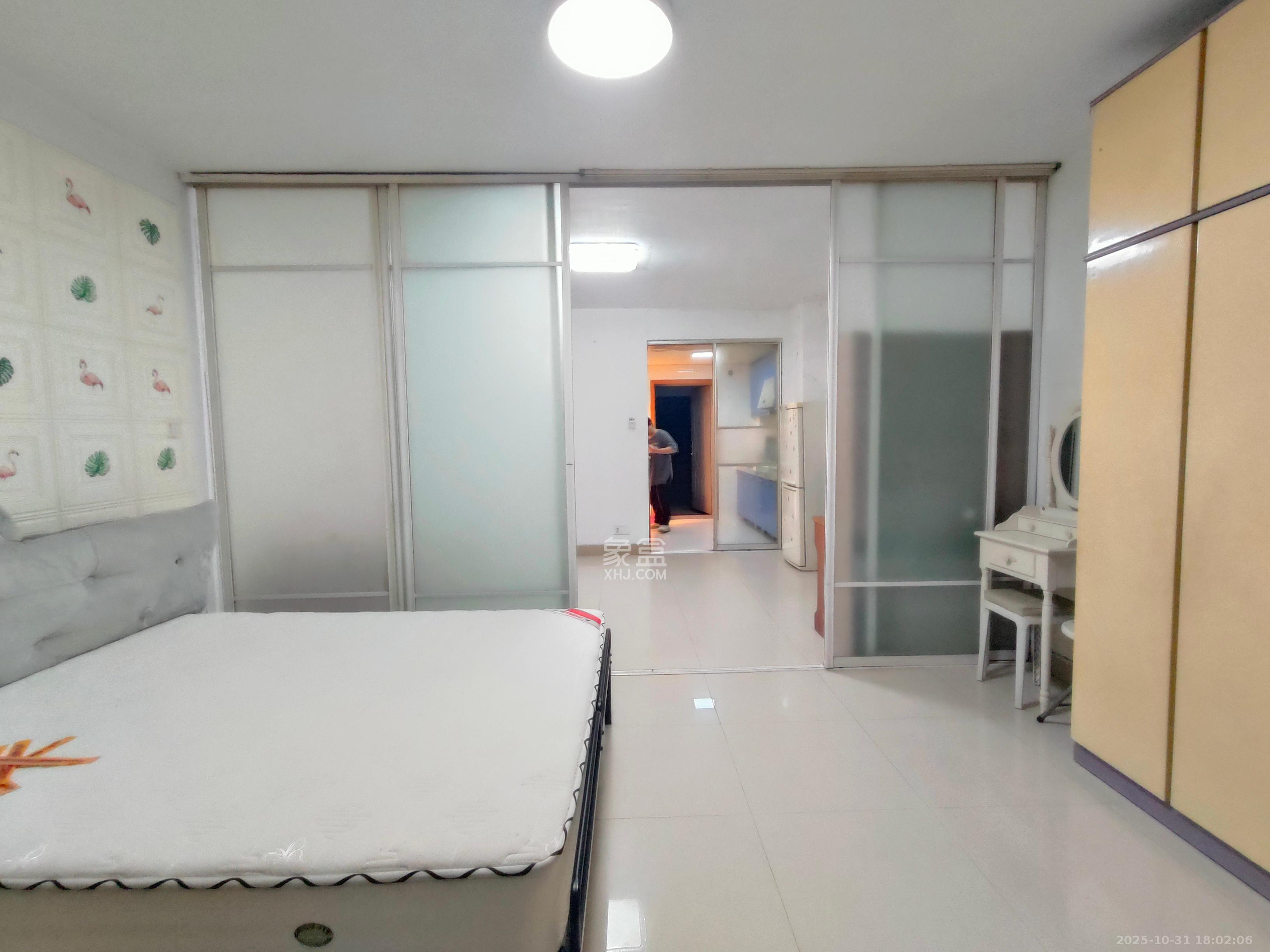 中建桂苑  1室1厅1卫    1300.0元/月 中建桂苑  1室1厅1卫    1300.0元/月室内图