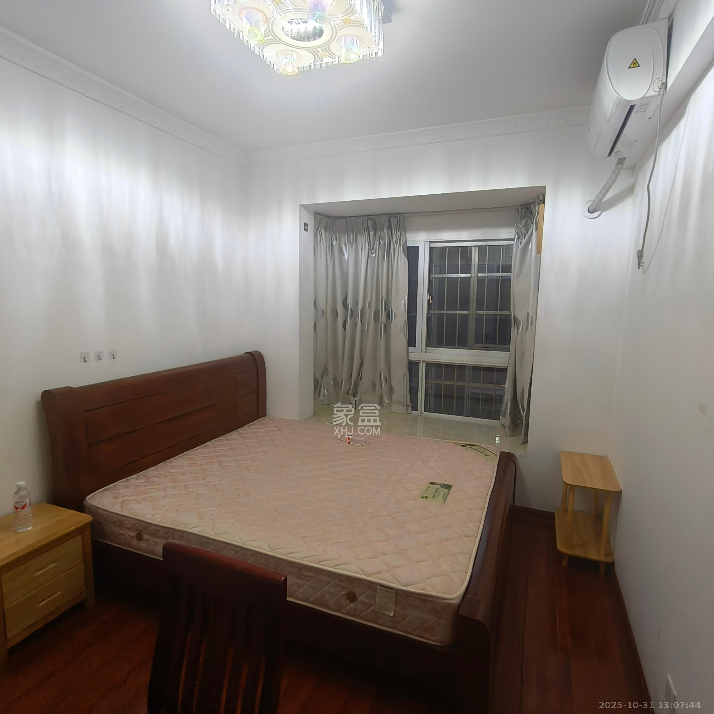 和润园一、二期  2室1厅1卫    1700.0元/月室内图