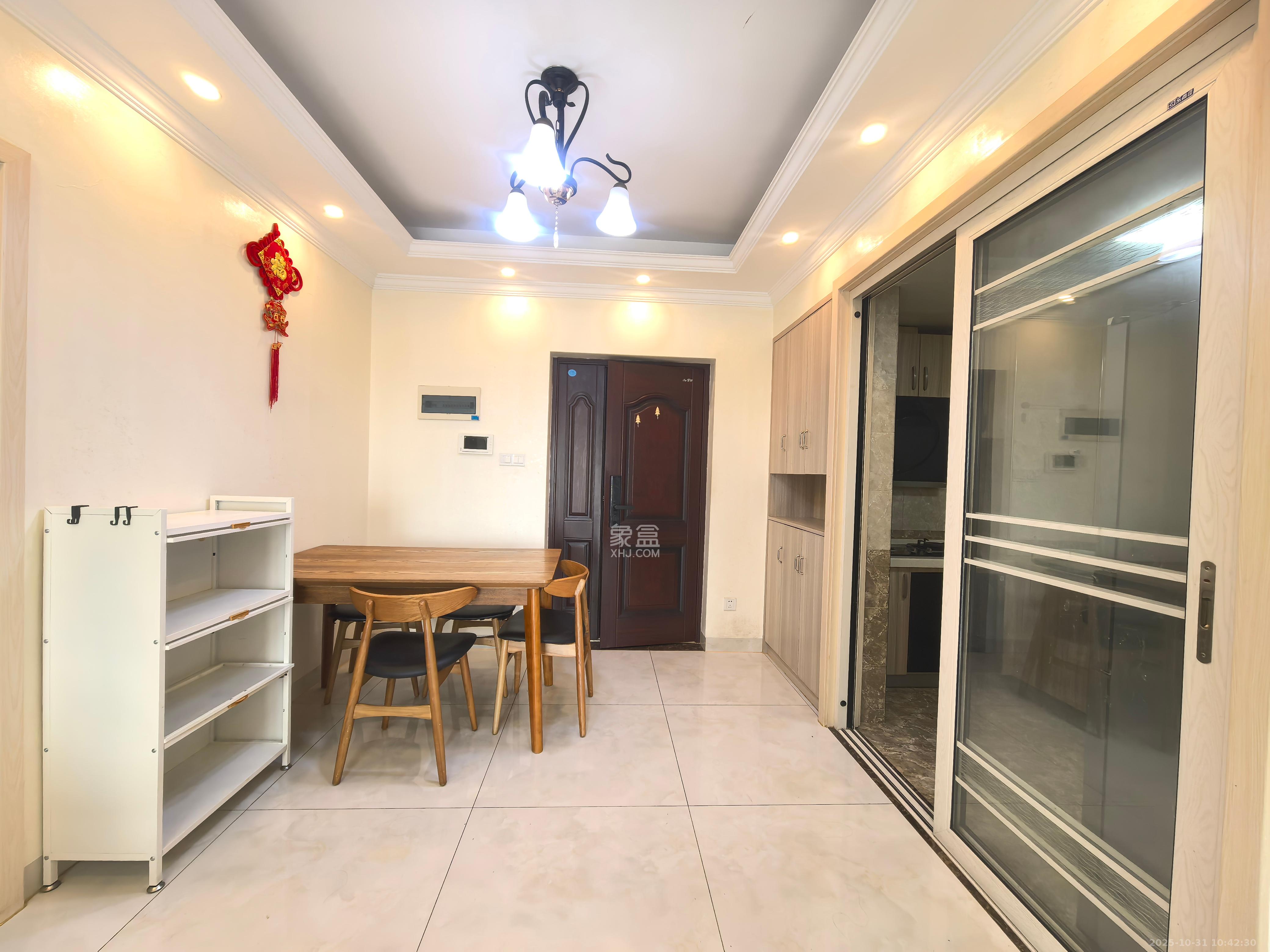 光明E城 2室2厅1卫 2400.0元/月 光明E城 2室2厅1卫 2400.0元/月室内图