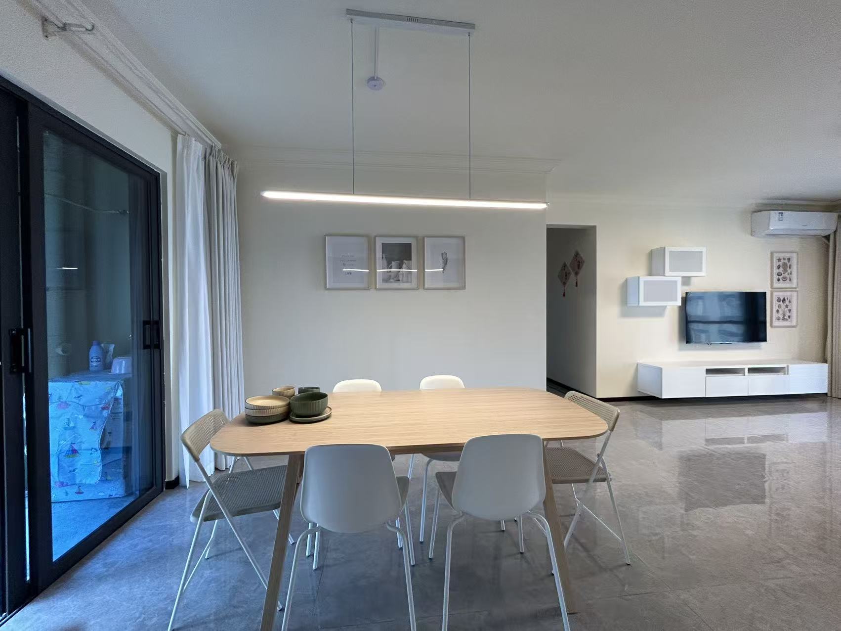 碧桂园中央半岛  4室2厅2卫    270.0万客厅