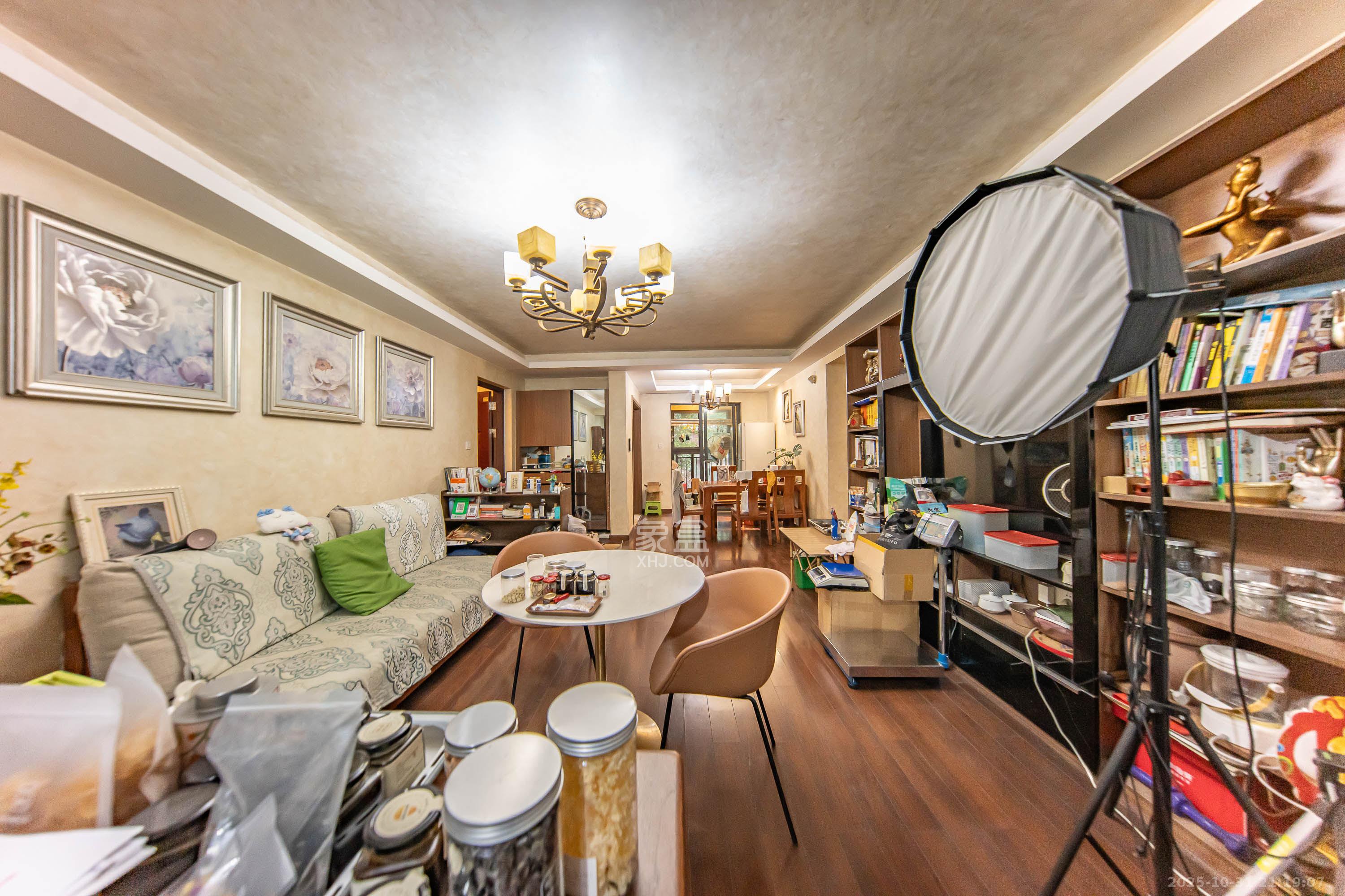 万科白鹭郡  3室2厅2卫    139.0万