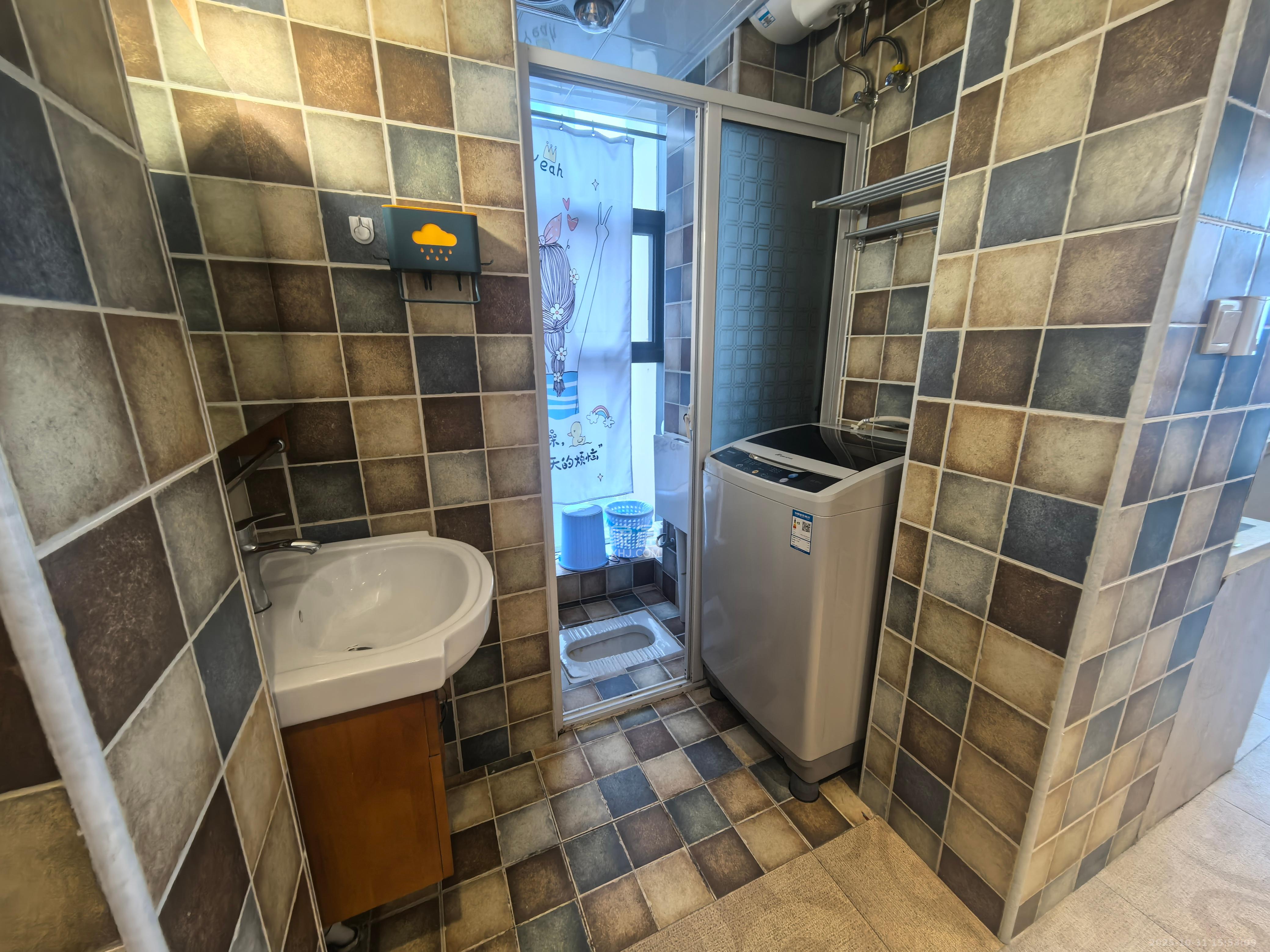 万坤图财富广场 1室1厅1卫 1300.0元/月 万坤图财富广场 1室1厅1卫 1300.0元/月室内图