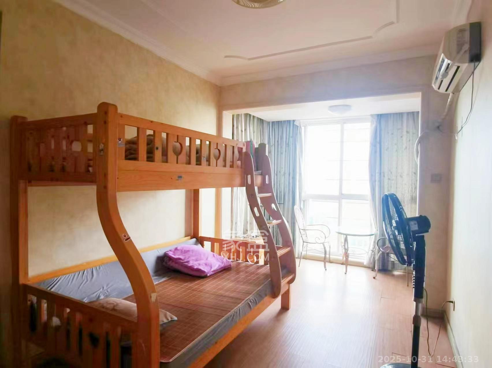 益安公寓  4室2厅3卫    2400.0元/月 益安公寓  4室2厅3卫    2400.0元/月室内图