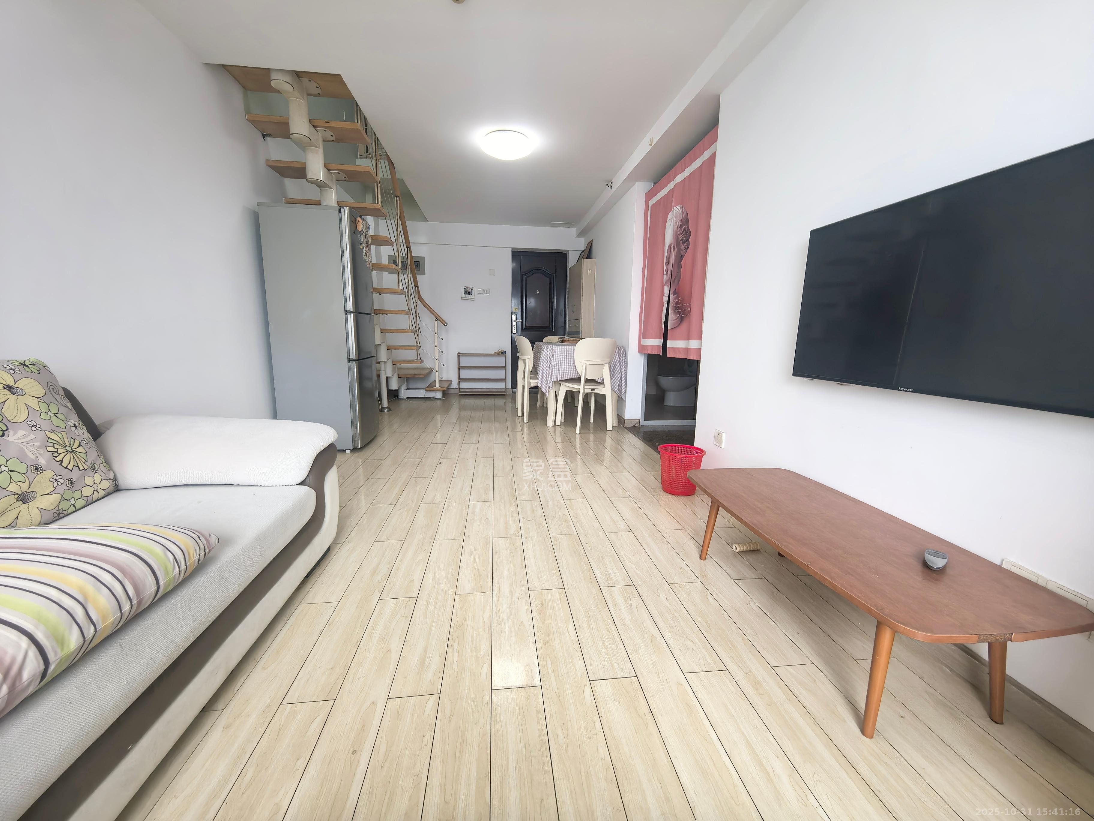 中信文化广场(中信新城二期)  2室2厅2卫    1500.0元/月 中信文化广场(中信新城二期)  2室2厅2卫    1500.0元/月室内图