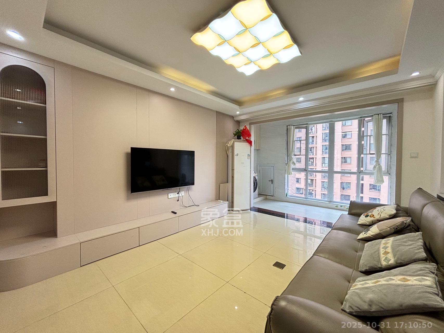 丽发新城 3室2厅2卫 2300.0元/月 丽发新城 3室2厅2卫 2300.0元/月室内图