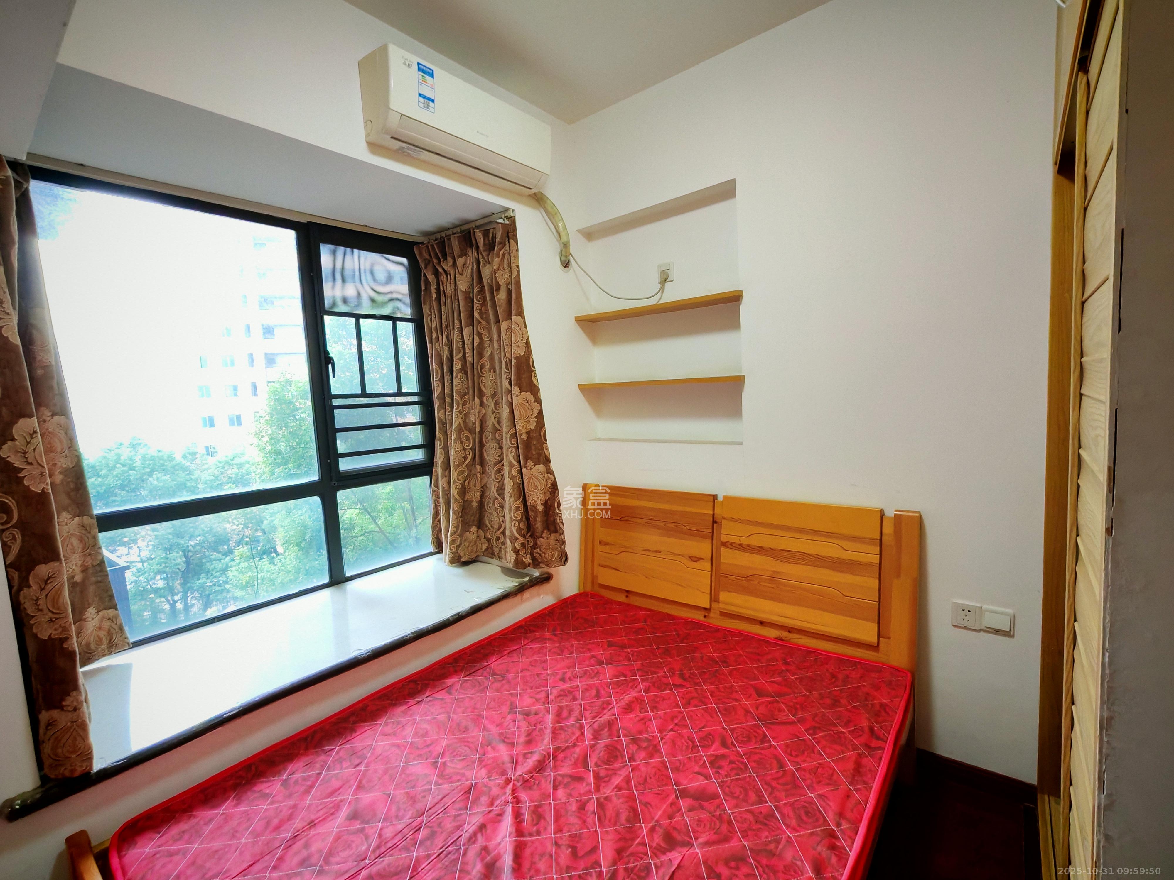 兴威帕克水岸  3室2厅2卫    2100.0元/月室内图