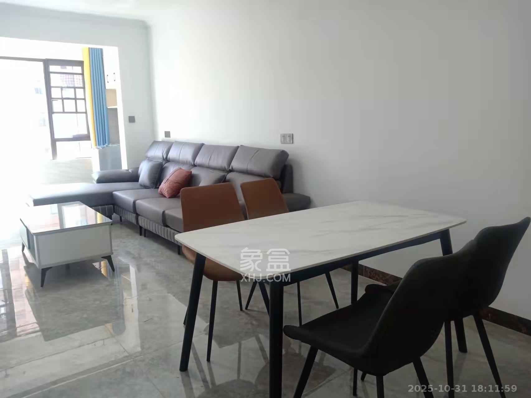 东合新苑  2室2厅1卫    2100.0元/月室内图