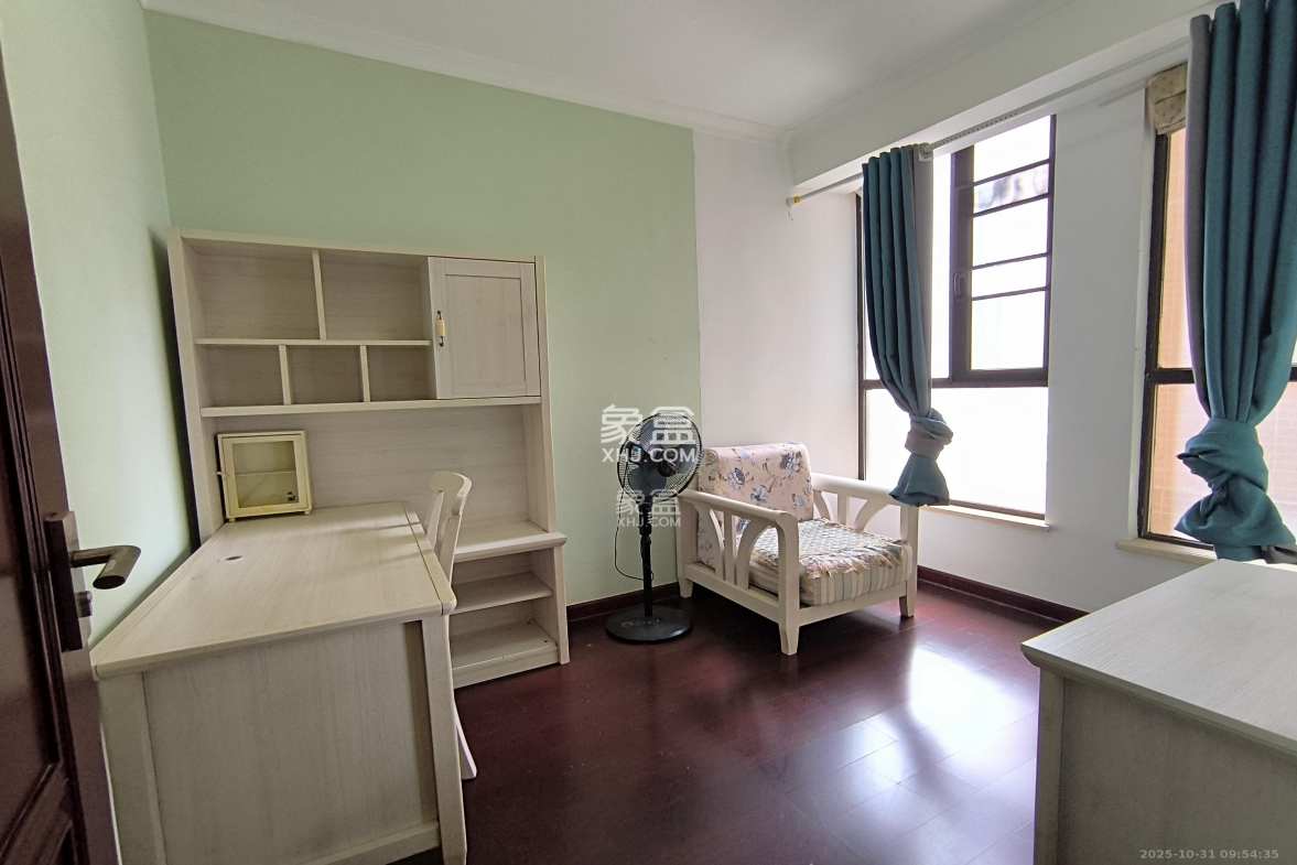 中海国际一期 1室0厅0卫 2200.0元/月 中海国际一期 1室0厅0卫 2200.0元/月室内图