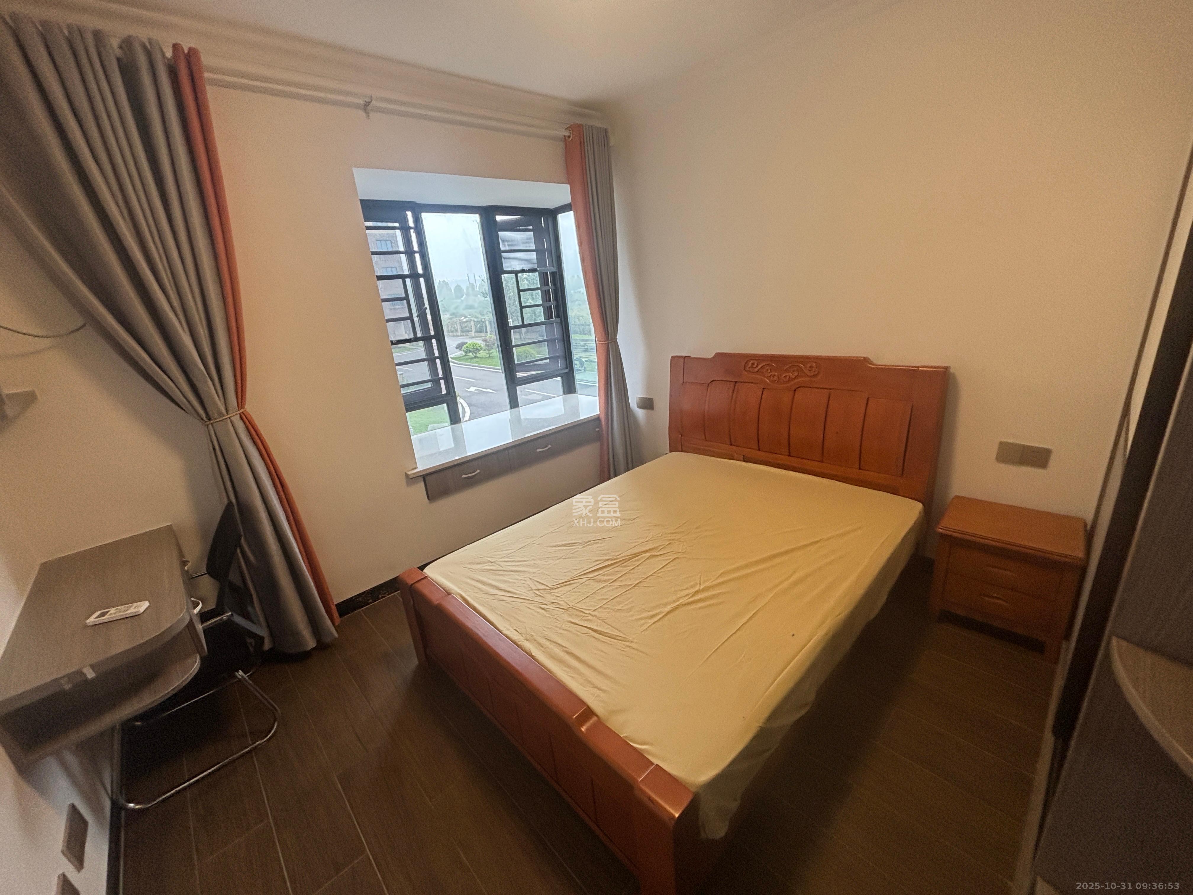 金南家园三期  2室1厅1卫    2100.0元/月 金南家园三期  2室1厅1卫    2100.0元/月室内图