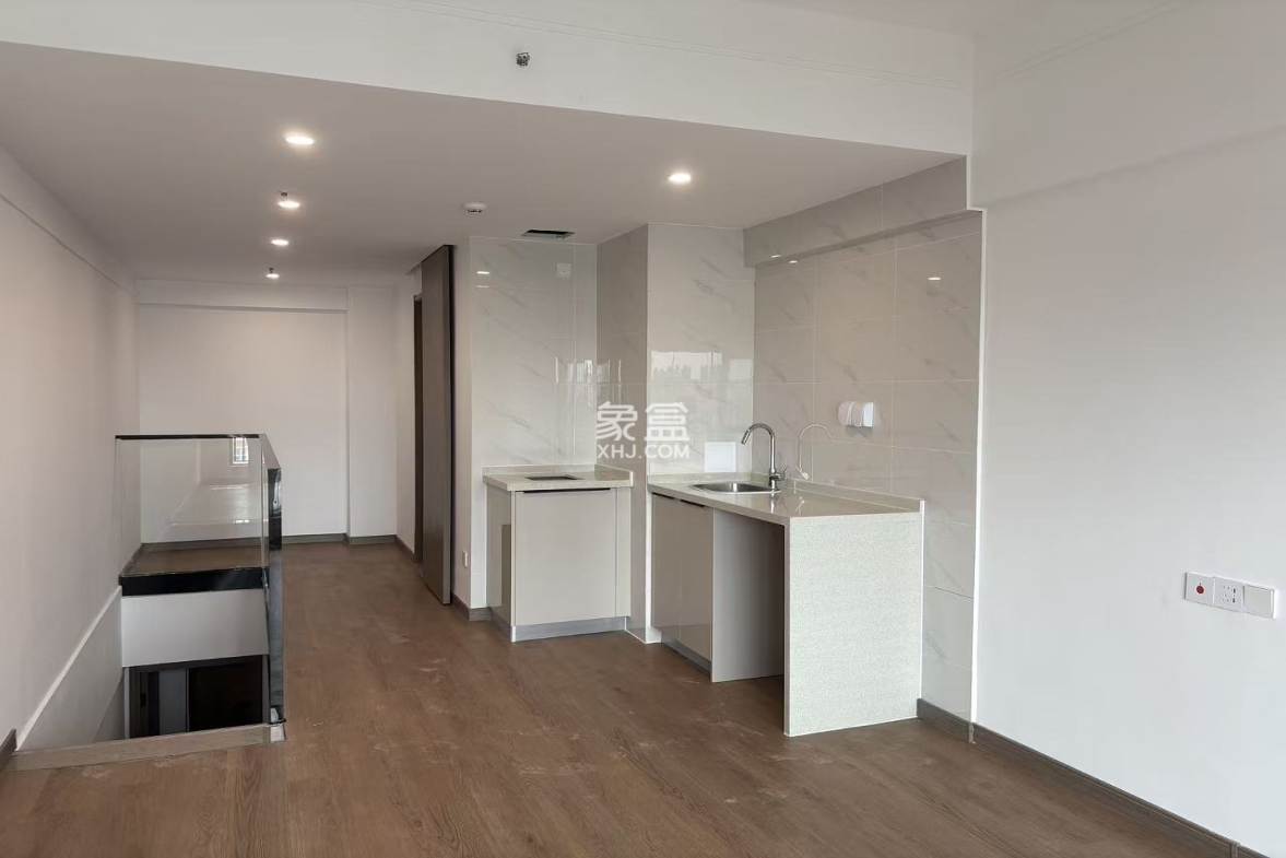 龙湖光年 2室2厅2卫 3000.0元/月 龙湖光年 2室2厅2卫 3000.0元/月室内图