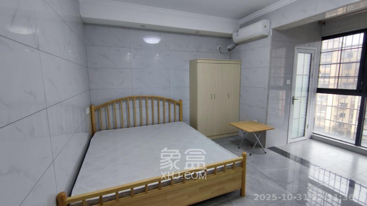 星城新宇川河苑  1室1厅1卫    800.0元/月室内图1