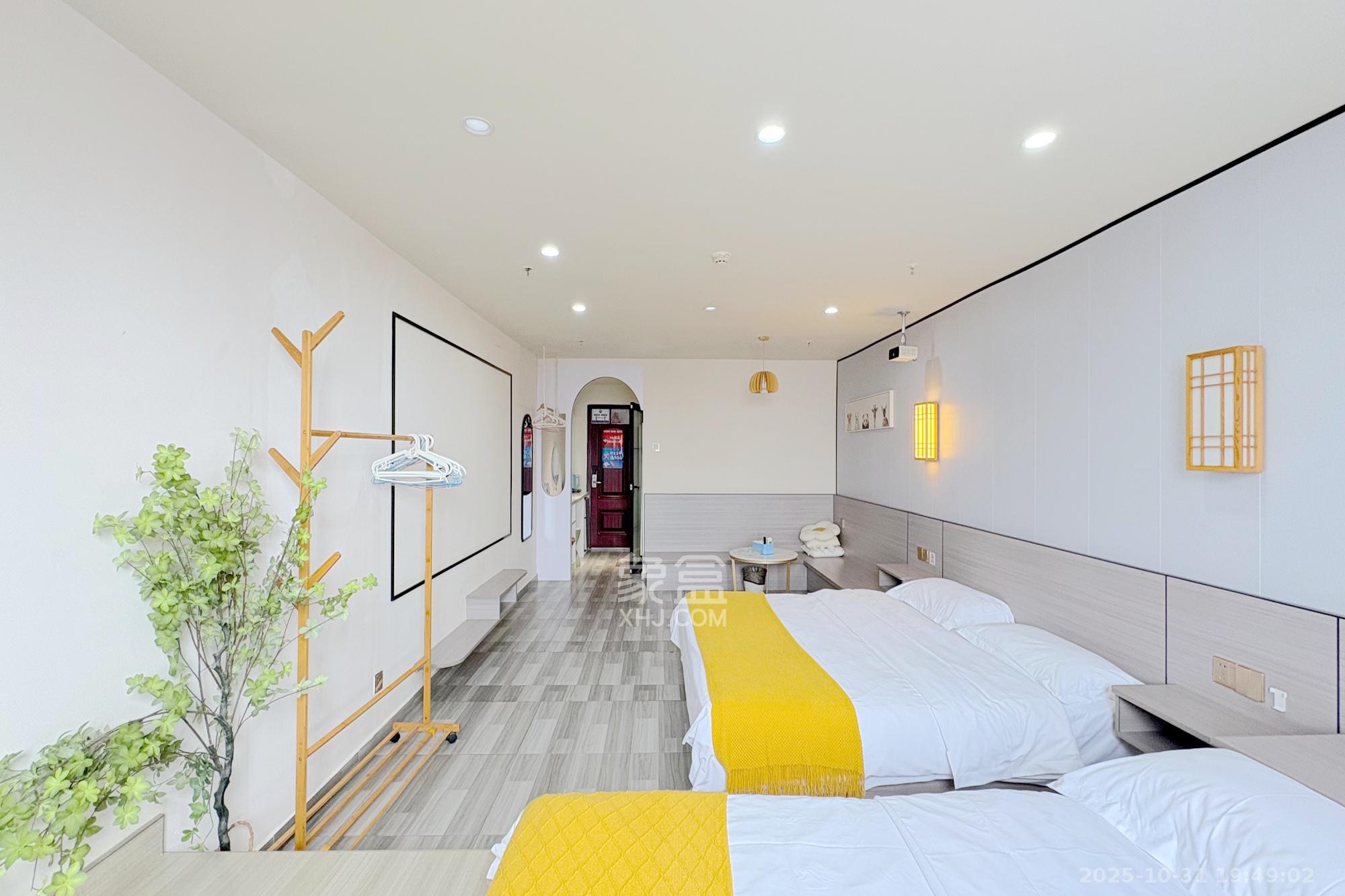 锦绣中环  1室1厅1卫    48.0万客厅