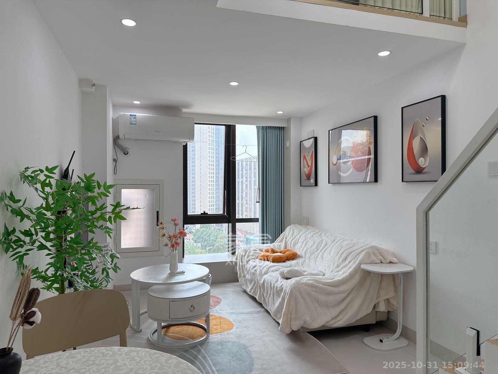 珠江花城好世界  2室1厅1卫    1950.0元/月室内图1