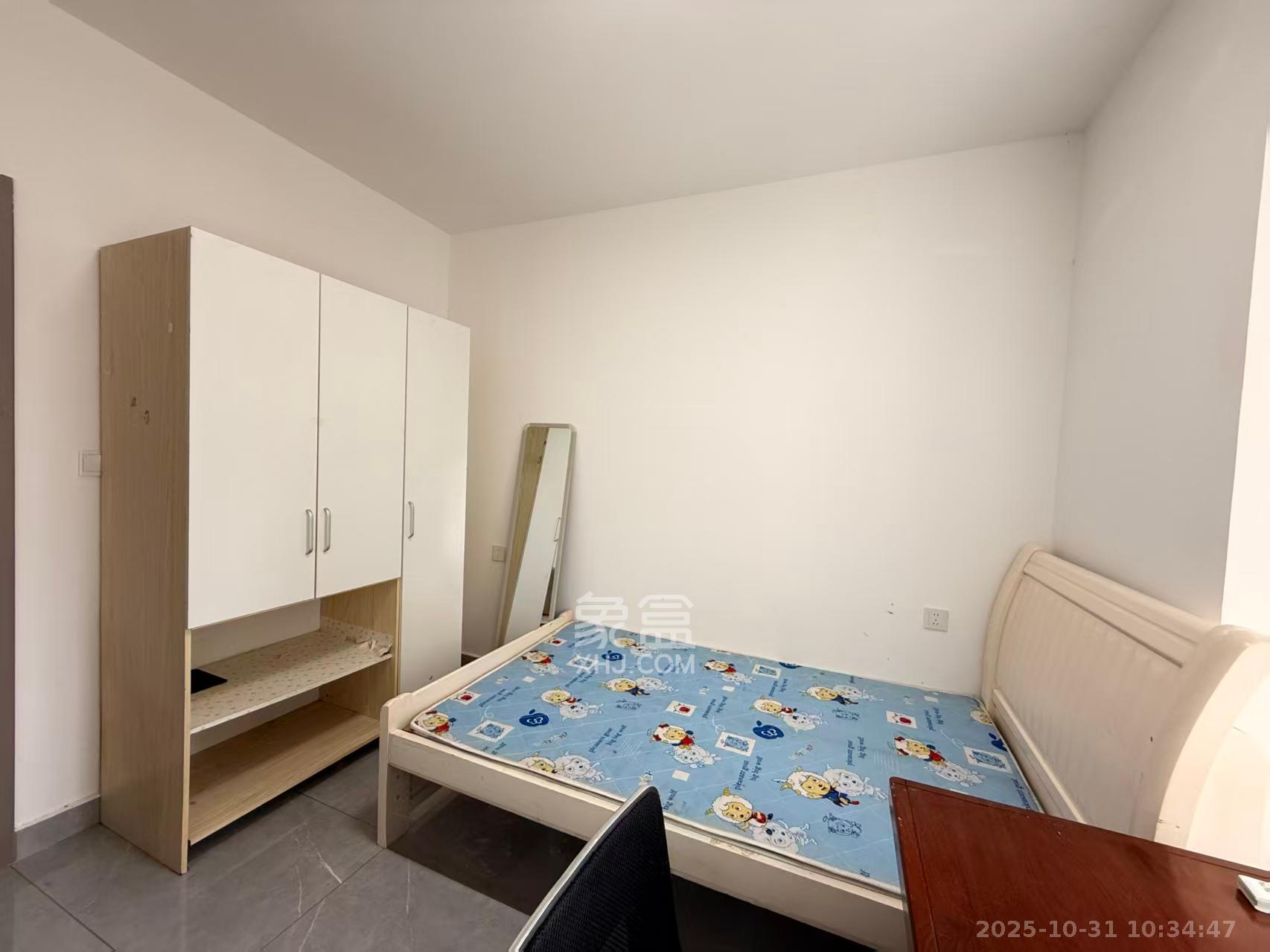 金侨风华府  1室1厅1卫    700.0元/月室内图1