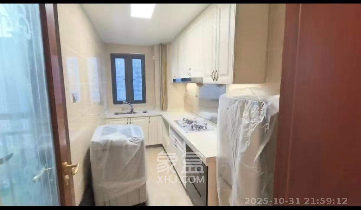 恒大文化旅游城A区  3室2厅2卫    1980.0元/月 恒大文化旅游城A区  3室2厅2卫    1980.0元/月室内图