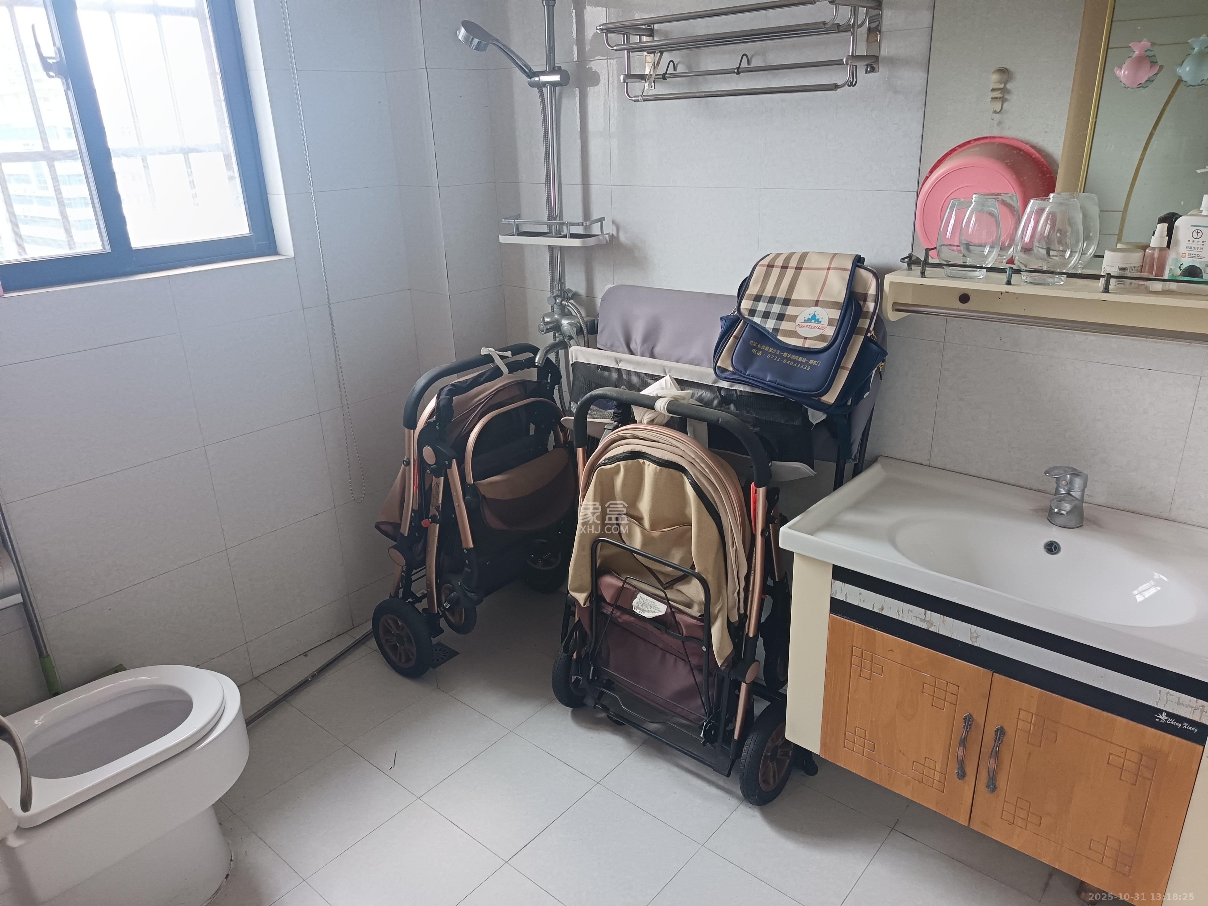 开源鑫阁  1室1厅1卫    777.0元/月 开源鑫阁  1室1厅1卫    777.0元/月室内图