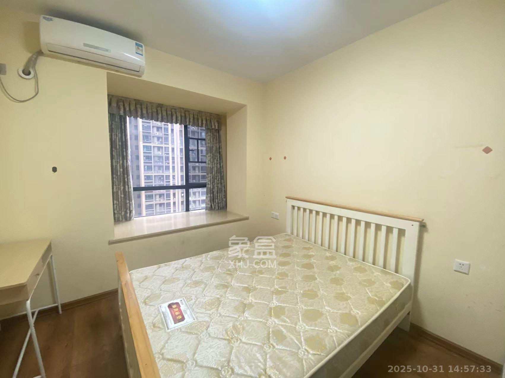 百纳广场（百纳公寓）  2室2厅1卫    2600.0元/月室内图