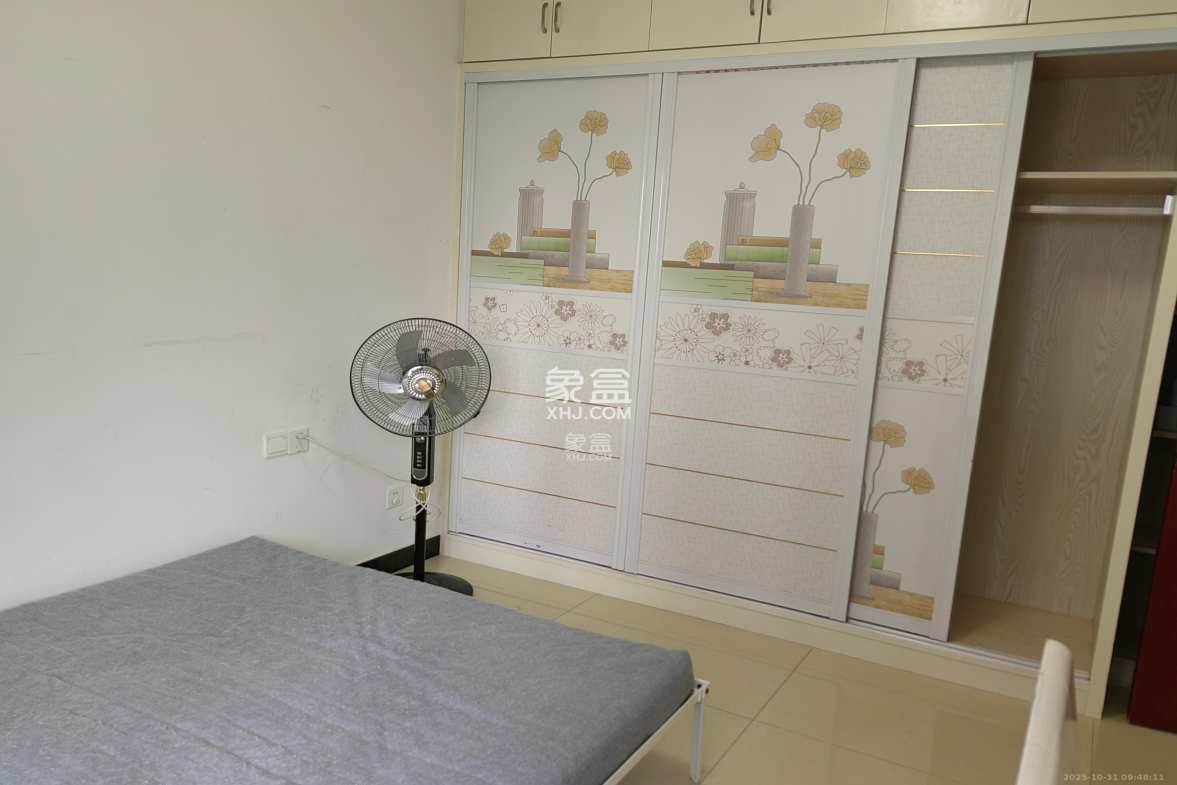 地华梅溪湖畔 2室2厅1卫 2500.0元/月 地华梅溪湖畔 2室2厅1卫 2500.0元/月室内图