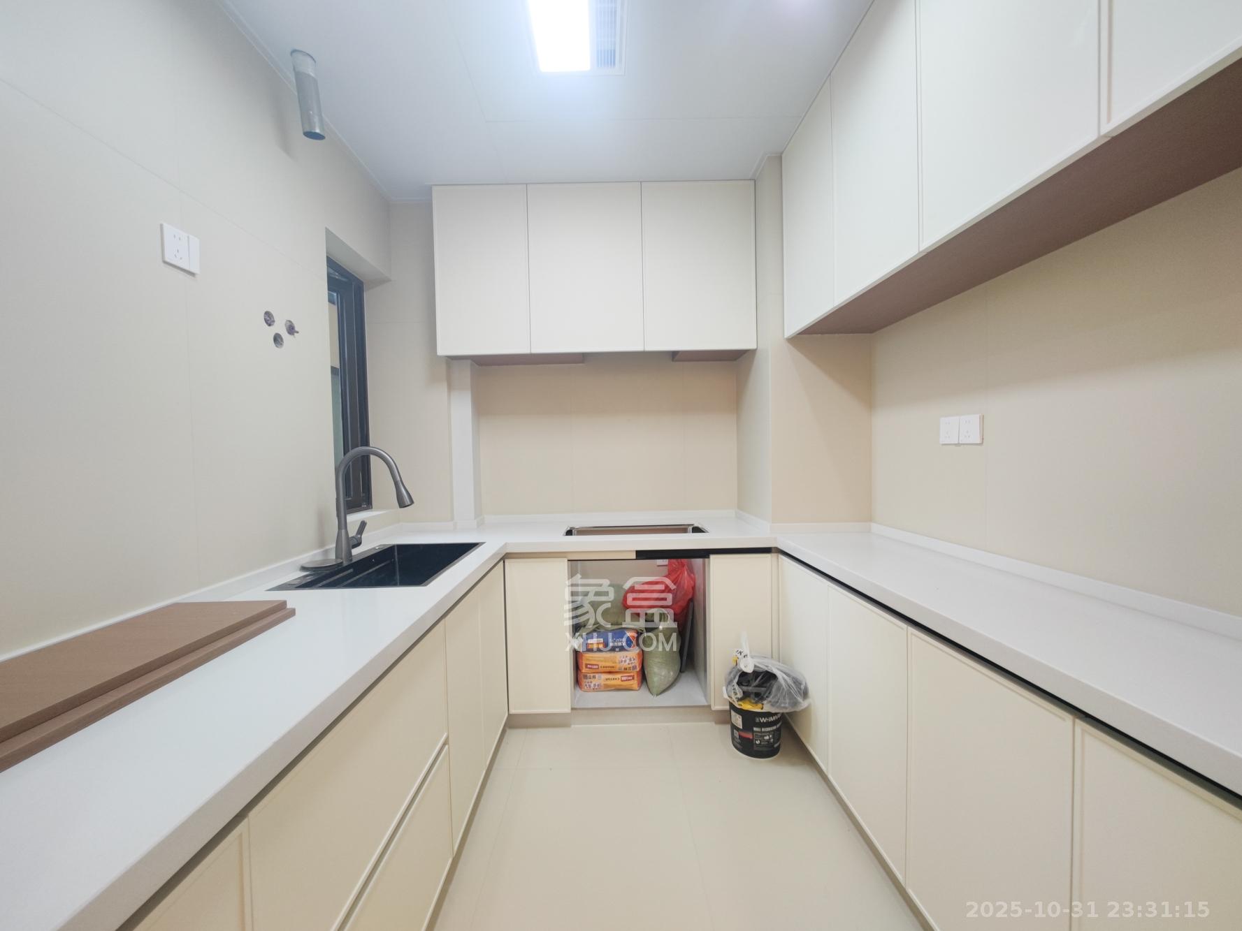 合能枫丹丽舍（柏悦名苑)  1室0厅0卫    119.0万厨房