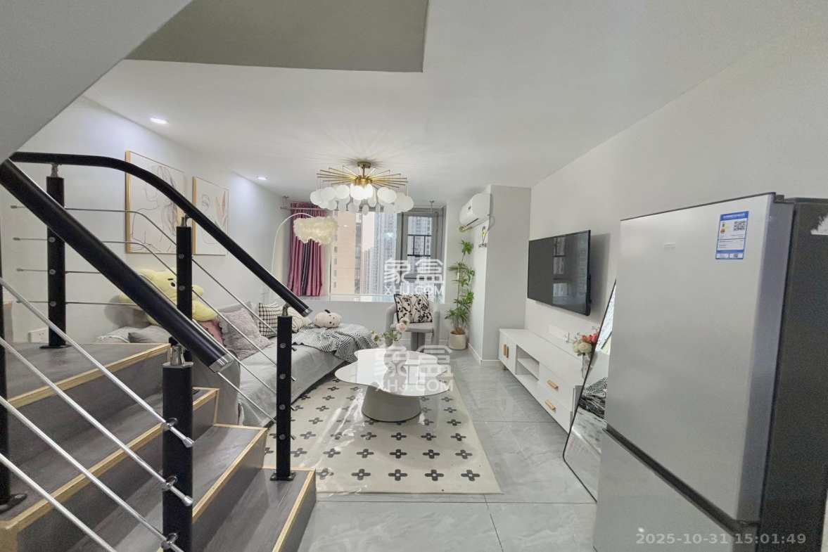 福晟翡翠湾  2室1厅11卫    2000.0元/月 福晟翡翠湾  2室1厅11卫    2000.0元/月室内图