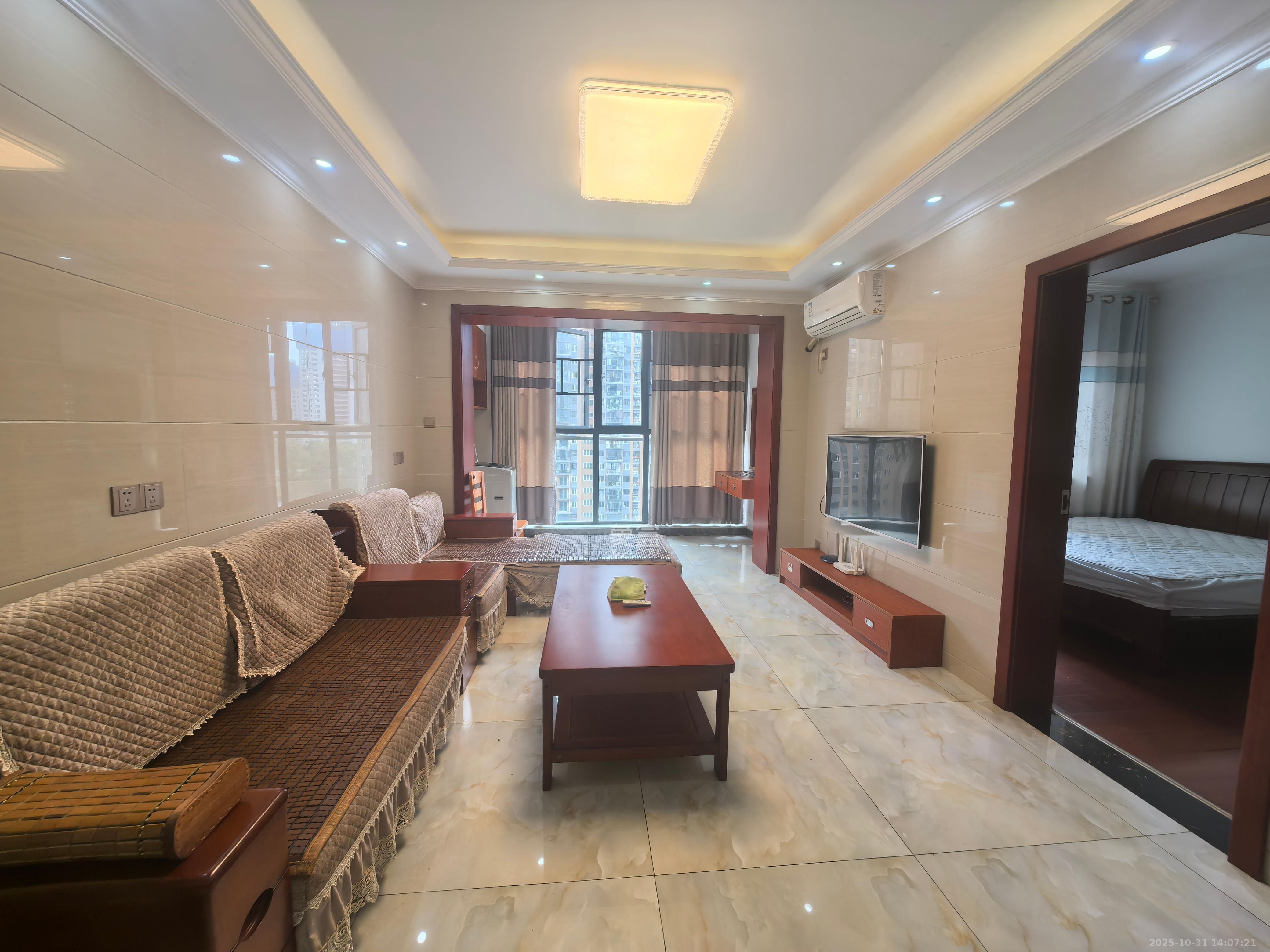 洋湖和园(福联嘉苑)  2室1厅1卫    2100.0元/月 洋湖和园(福联嘉苑)  2室1厅1卫    2100.0元/月室内图