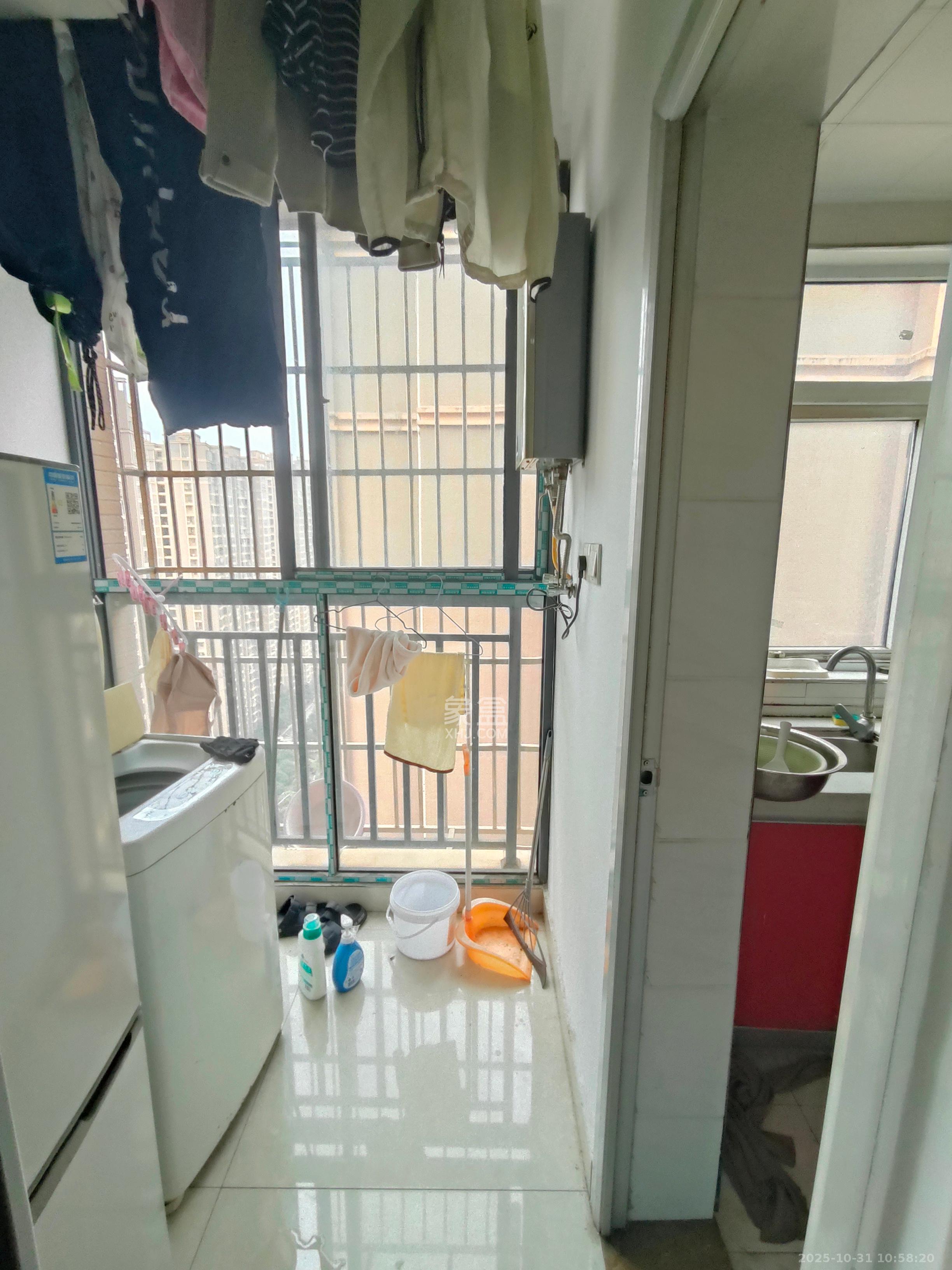 爵士湘 1室1厅1卫 800.0元/月 爵士湘 1室1厅1卫 800.0元/月室内图