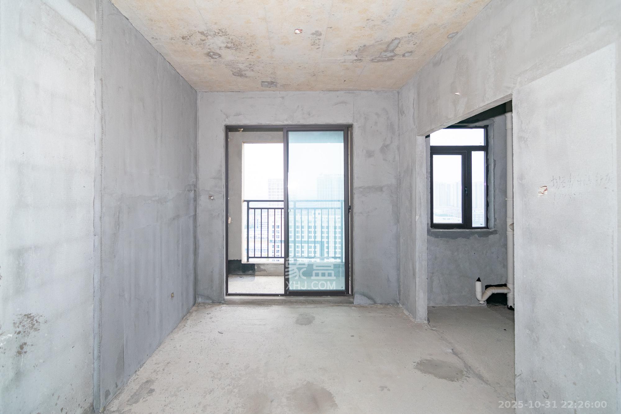 大汉汉府二期（大汉汉邸）  4室2厅2卫    80.0万客厅