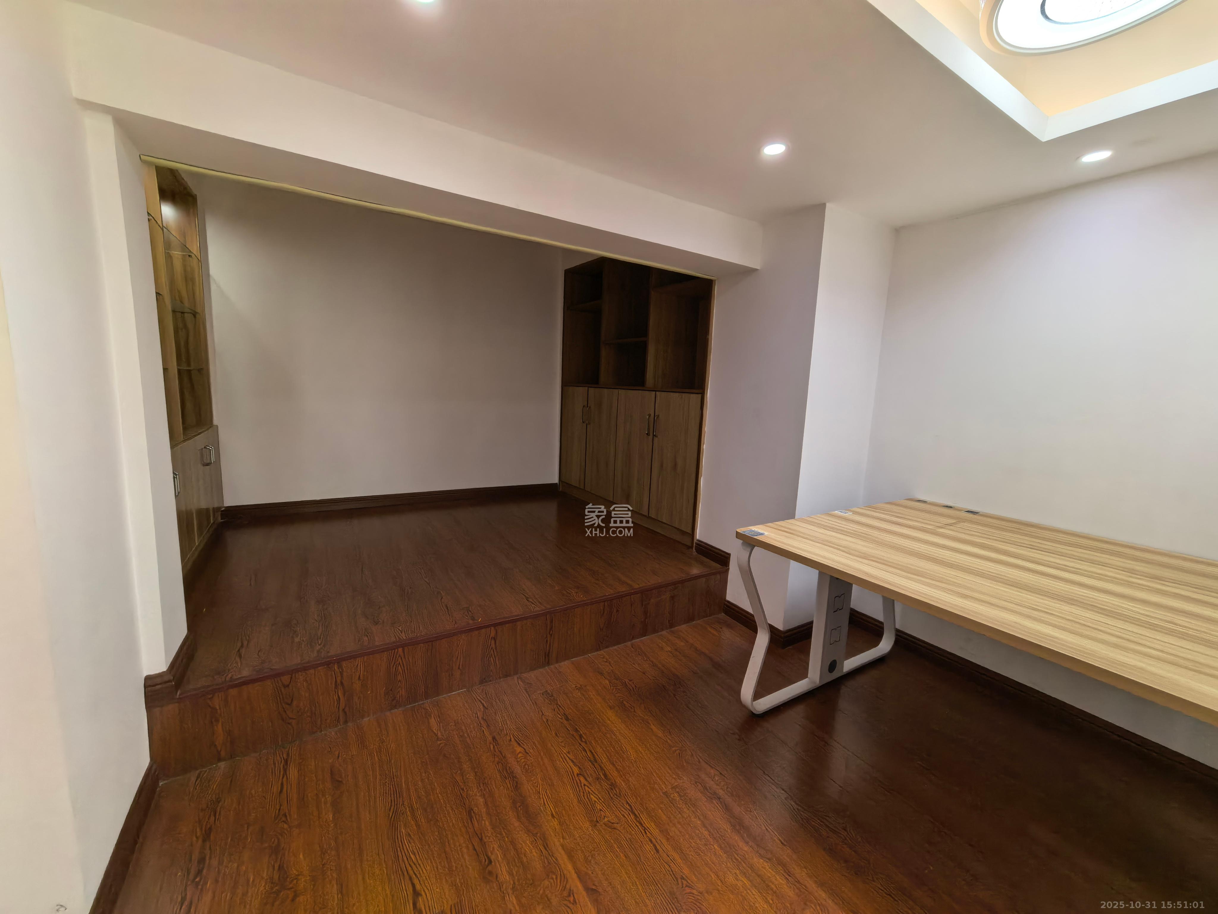 长城万富汇 2室2厅1卫 2200.0元/月 长城万富汇 2室2厅1卫 2200.0元/月室内图