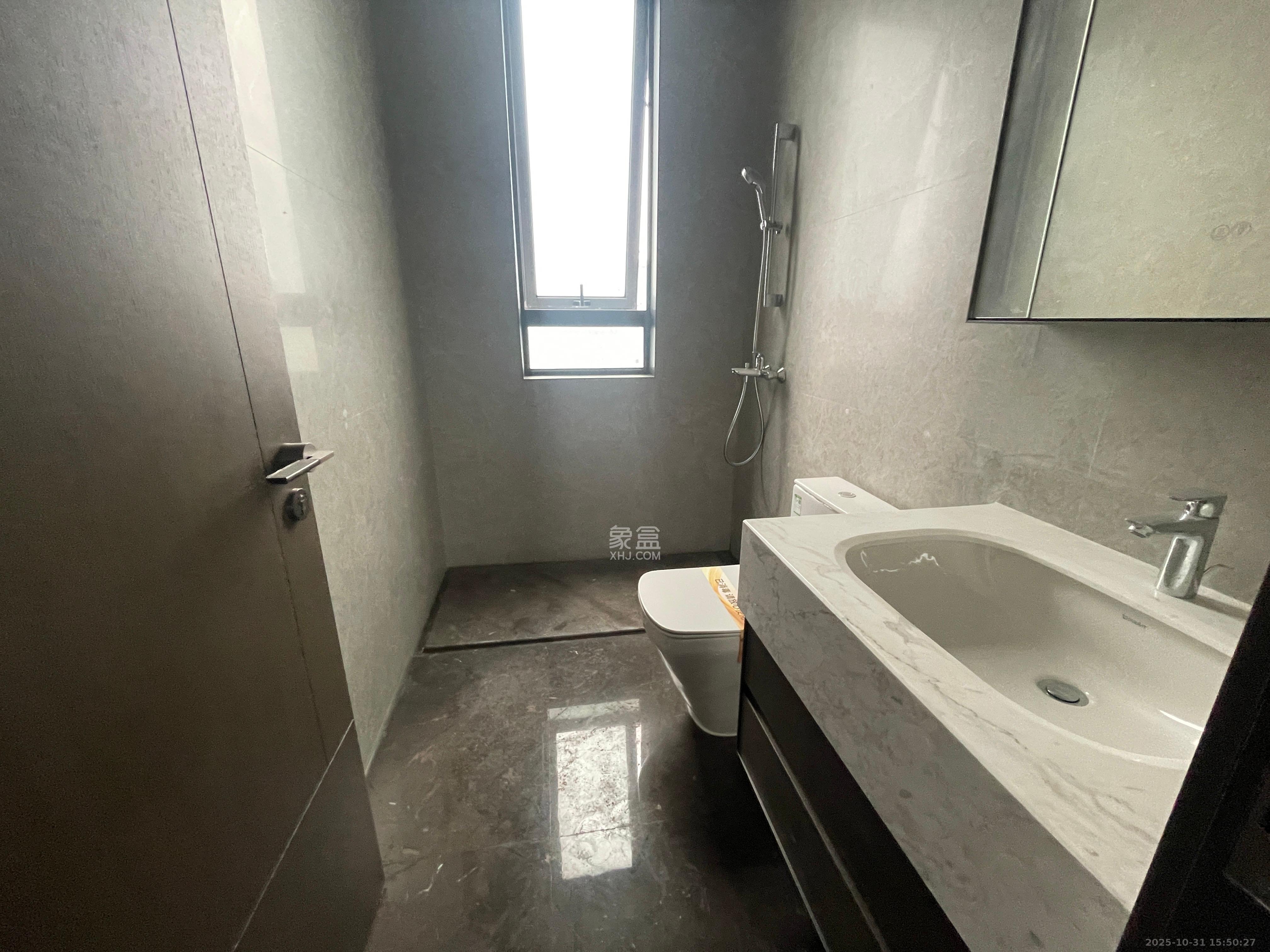 万科瑧湾汇  4室2厅4卫    20000.0元/月室内图