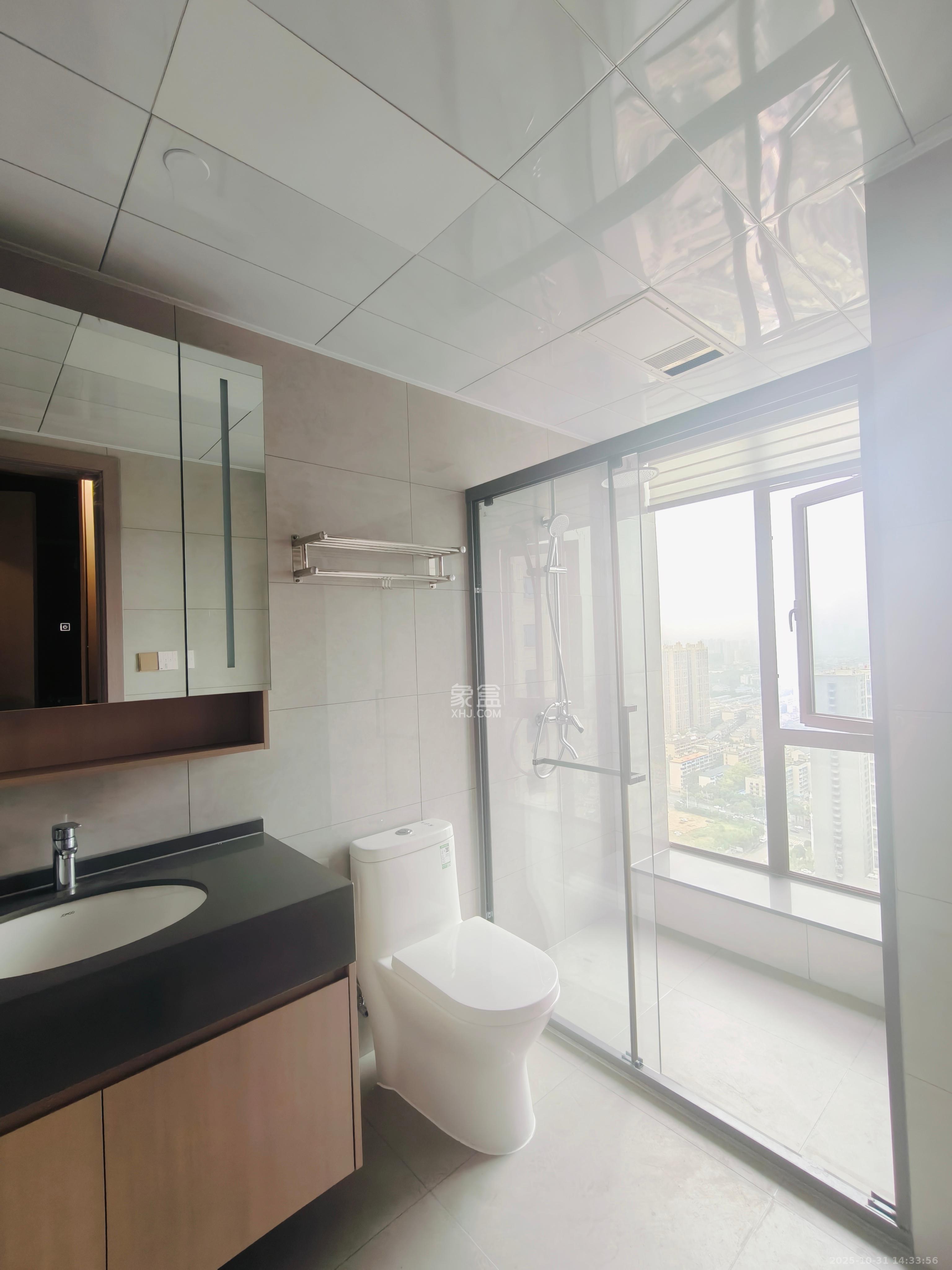 富兴时代御城 4室2厅3卫 9500.0元/月 富兴时代御城 4室2厅3卫 9500.0元/月室内图