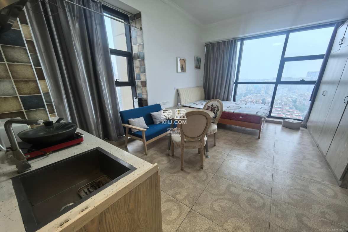 万坤图财富广场 1室1厅1卫 1300.0元/月 万坤图财富广场 1室1厅1卫 1300.0元/月室内图