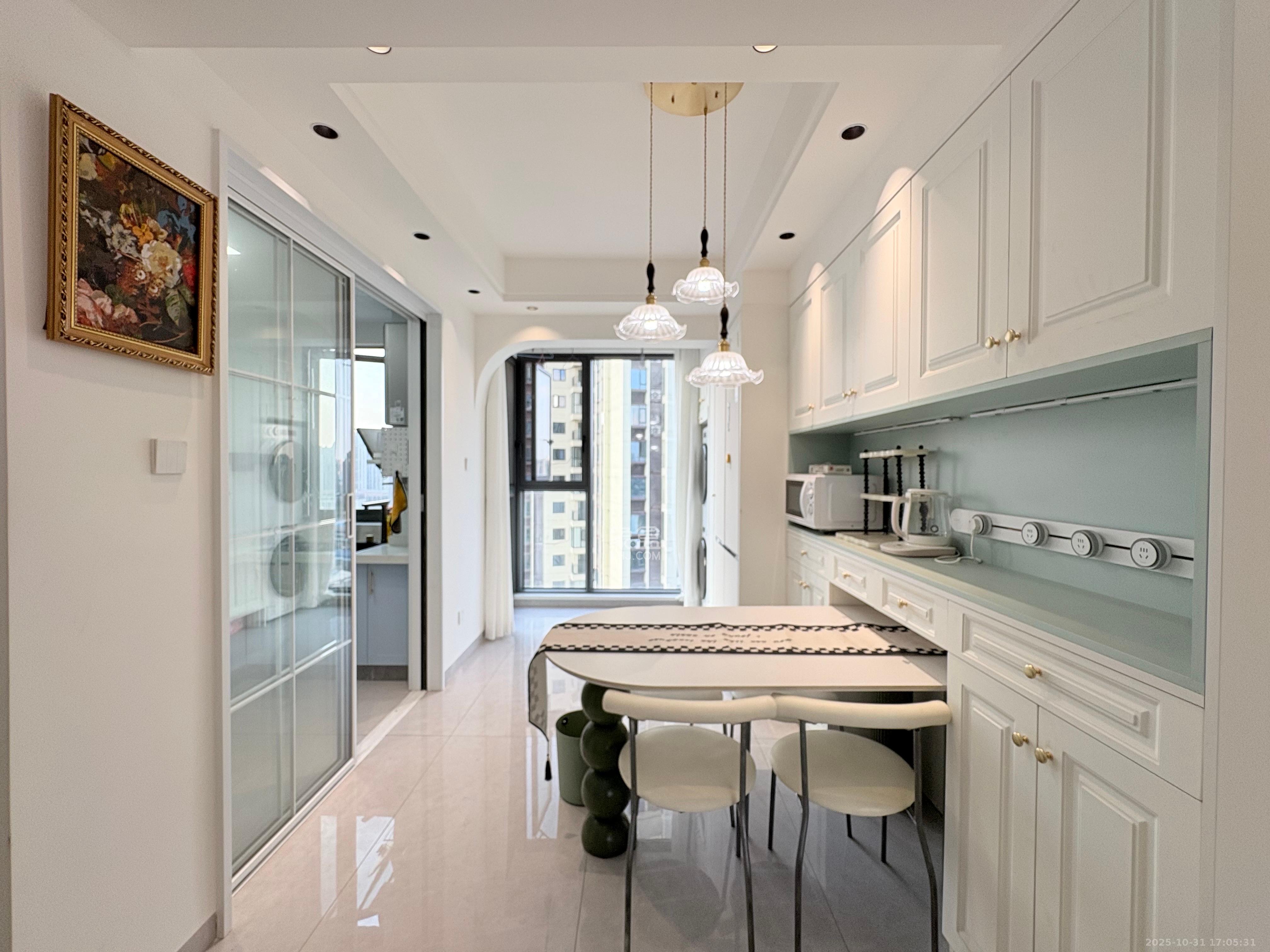 珑璟学府  3室2厅1卫    3000.0元/月 珑璟学府  3室2厅1卫    3000.0元/月室内图